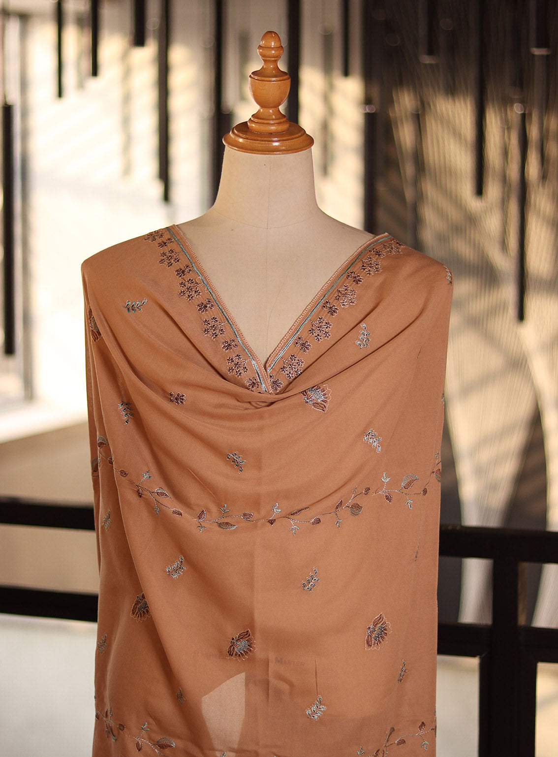 Royal Fashion Embroidered Lawn Stitched Dupatta / Chaadar RF24DC T324-B12-RK Royal Fashion Embroidered Lawn Stitched Dupatta / Chaadar RF24DC T324-B12-RK