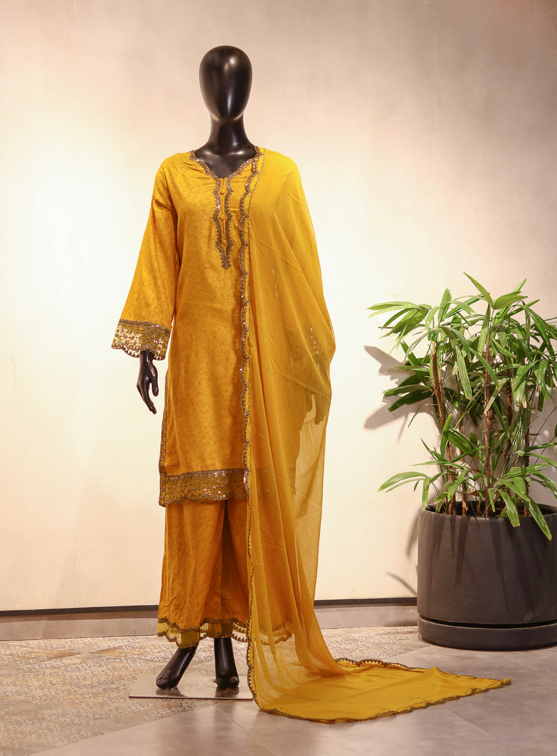 Royal Fashion Embroidered Linen 3 Piece Stitched Suit RF26EP D-SNSC-365 MS Royal Fashion Embroidered Linen 3 Piece Stitched Suit RF26EP D-SNSC-365 MS