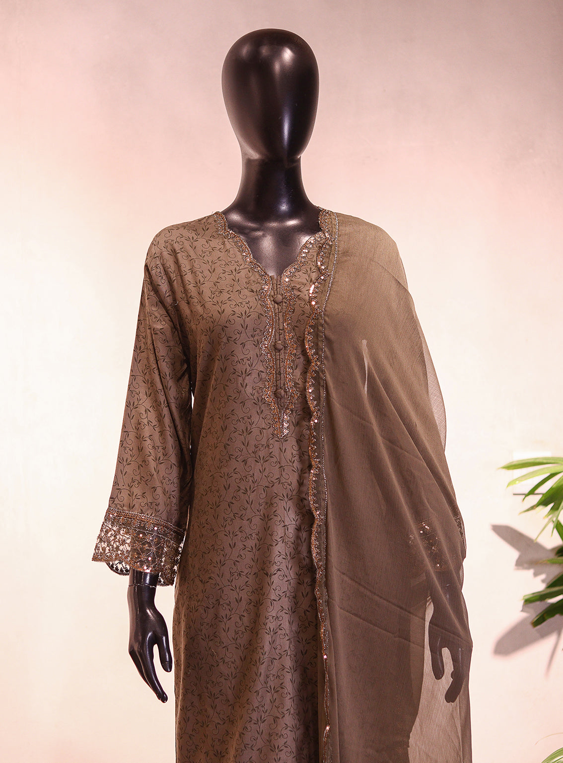 Royal Fashion Embroidered Linen 3 Piece Stitched Suit RF26EP D-SNSC-365 PGN Royal Fashion Embroidered Linen 3 Piece Stitched Suit RF26EP D-SNSC-365 PGN