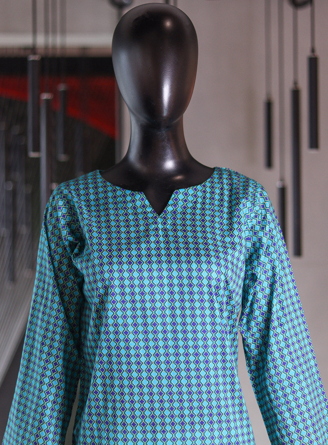 Royal Fashion Printed Lawn Stitched Kurti - RF24PL D-04 ZC Royal Fashion Printed Lawn Stitched Kurti - RF24PL D-04 ZC