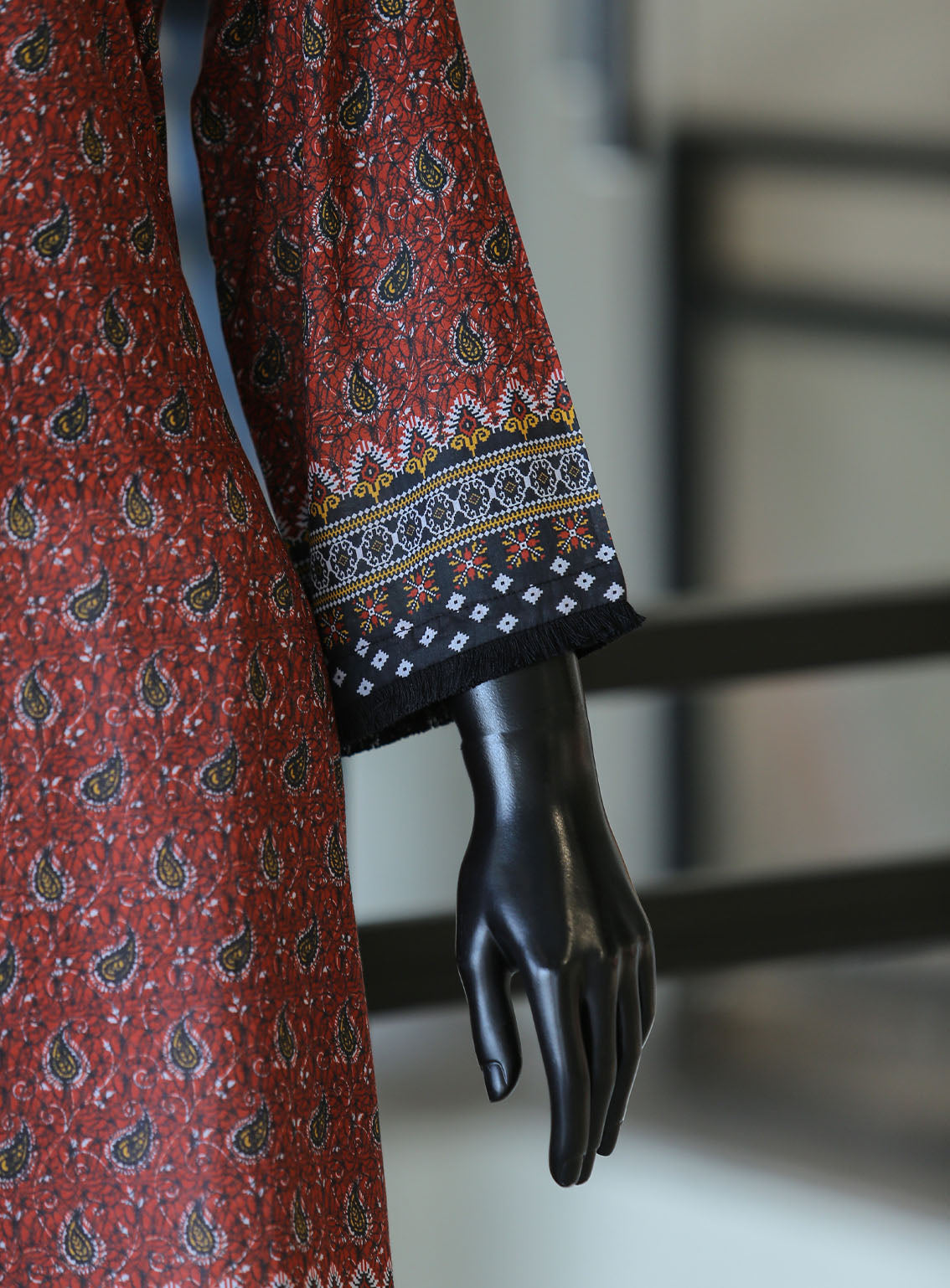 Royal Fashion Printed Lawn Stitched Kurti - RF24PL D-04 Royal Fashion Printed Lawn Stitched Kurti - RF24PL D-04