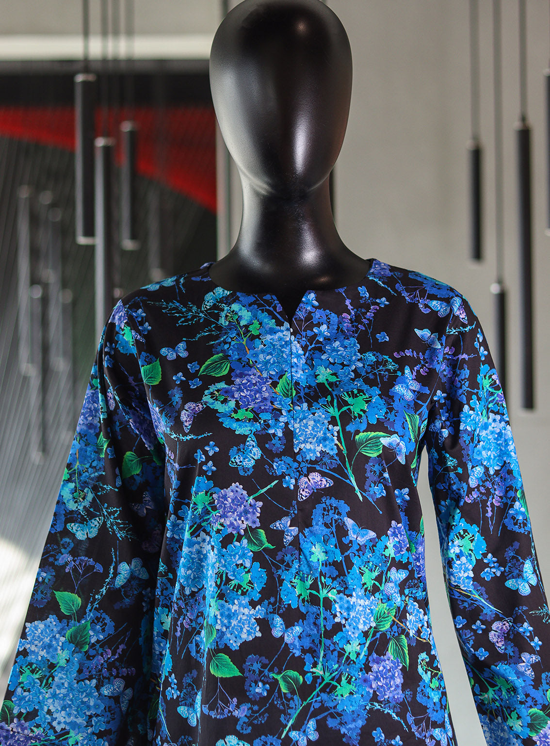 Royal Fashion Printed Lawn Stitched Kurti - RF24PL D-09 B&B Royal Fashion Printed Lawn Stitched Kurti - RF24PL D-09 B&B