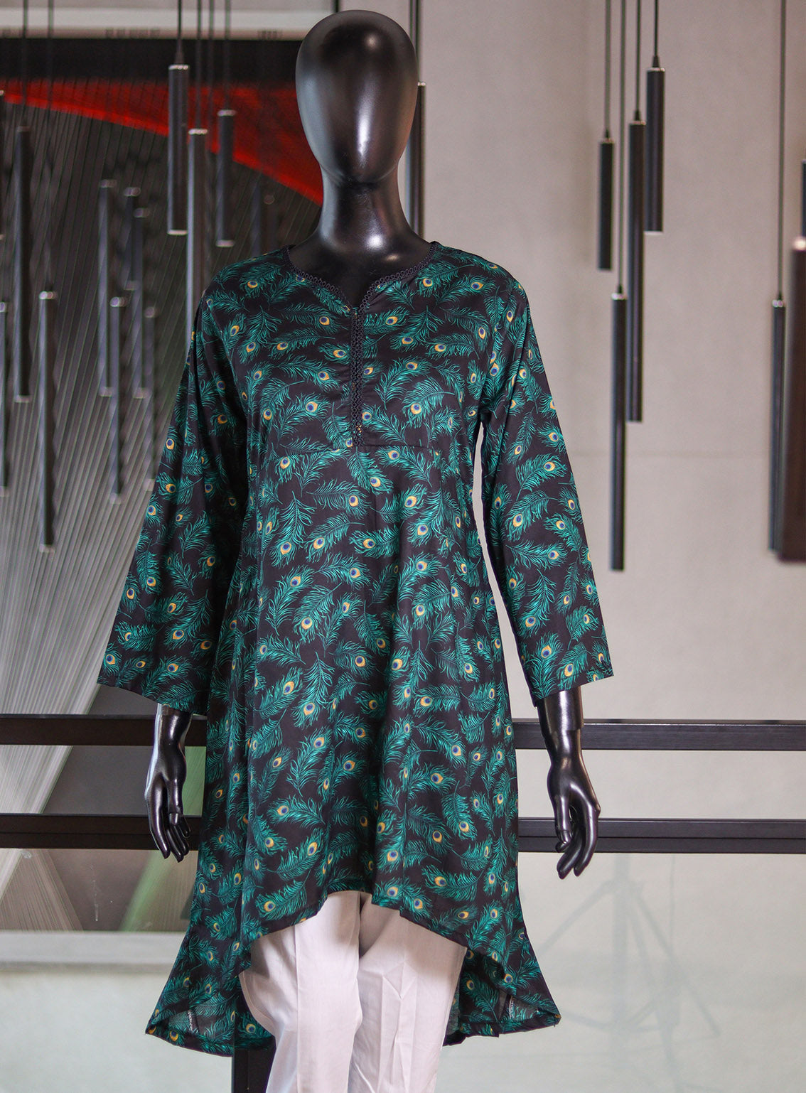 Royal Fashion Printed Lawn Stitched Kurti - RF24PL D-10 B&G Royal Fashion Printed Lawn Stitched Kurti - RF24PL D-10 B&G