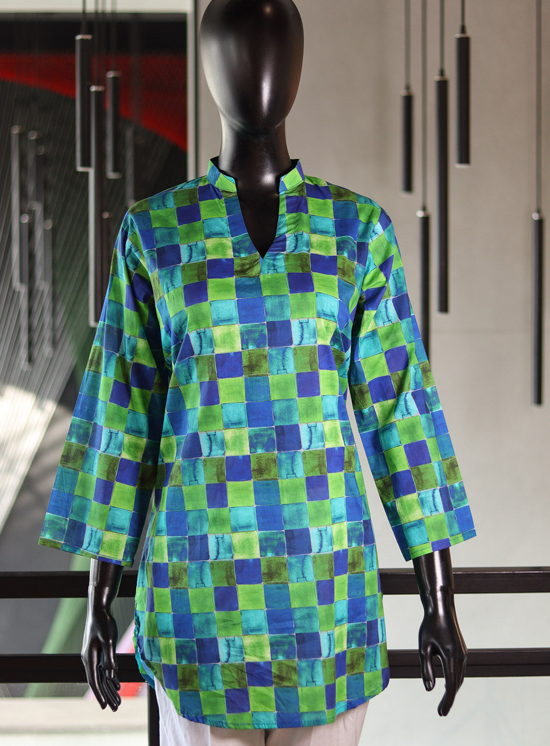 Royal Fashion Printed Lawn Stitched Kurti - RF24PL D-11 B&G Royal Fashion Printed Lawn Stitched Kurti - RF24PL D-11 B&G