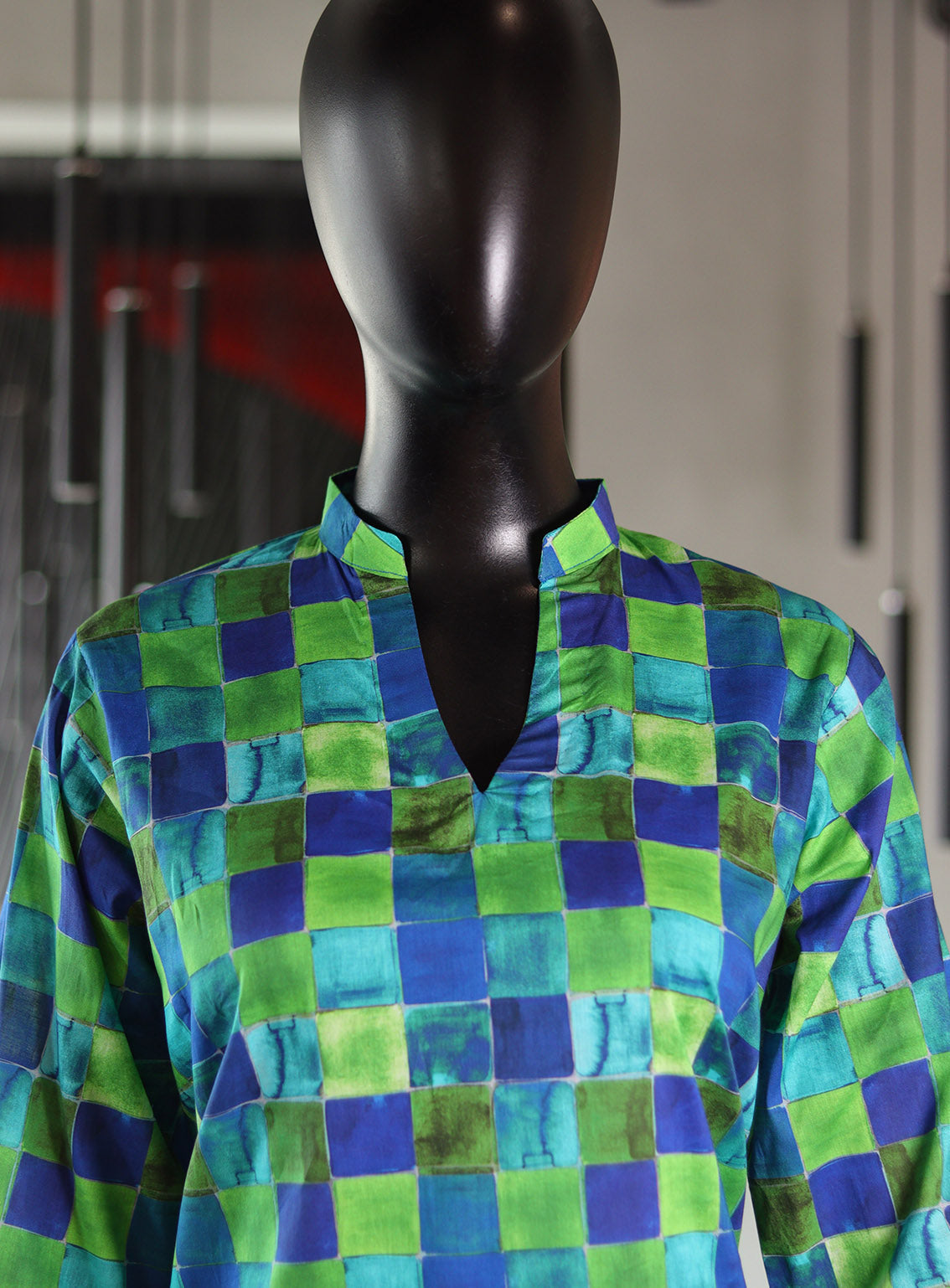 Royal Fashion Printed Lawn Stitched Kurti - RF24PL D-11 B&G Royal Fashion Printed Lawn Stitched Kurti - RF24PL D-11 B&G