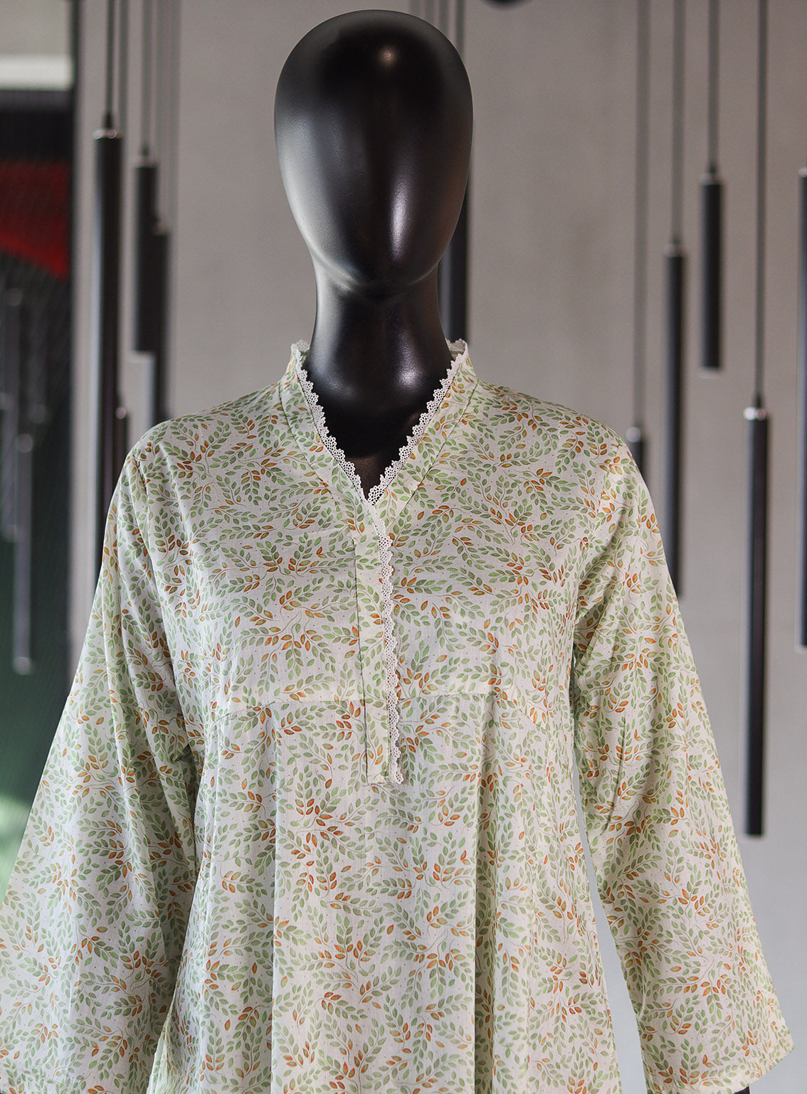 Royal Fashion Printed Lawn Stitched Kurti - RF24PL D-14 PG Royal Fashion Printed Lawn Stitched Kurti - RF24PL D-14 PG