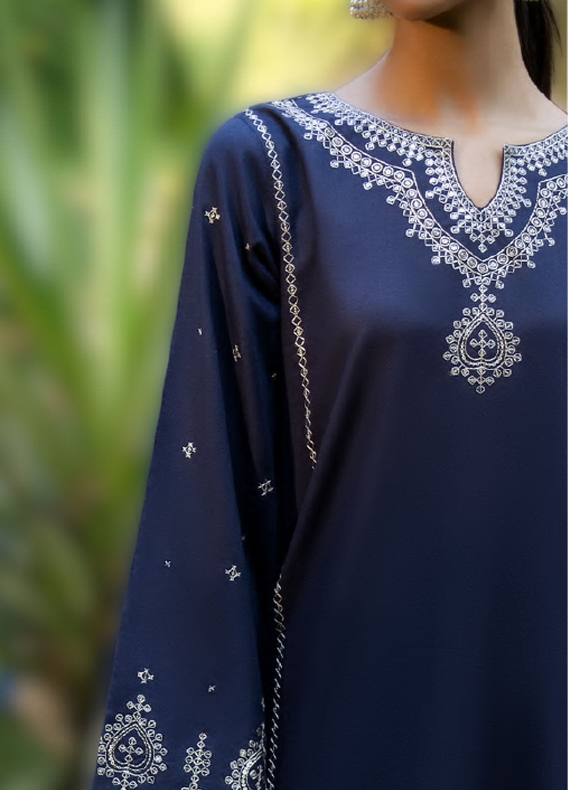 Rua By Casual Lite Pre Fall Premium Embroidered Linen 3 Piece Stitched Suit CL25RD2 D-RFR-01 Rua By Casual Lite Pre Fall Premium Embroidered Linen 3 Piece Stitched Suit CL25RD2 D-RFR-01