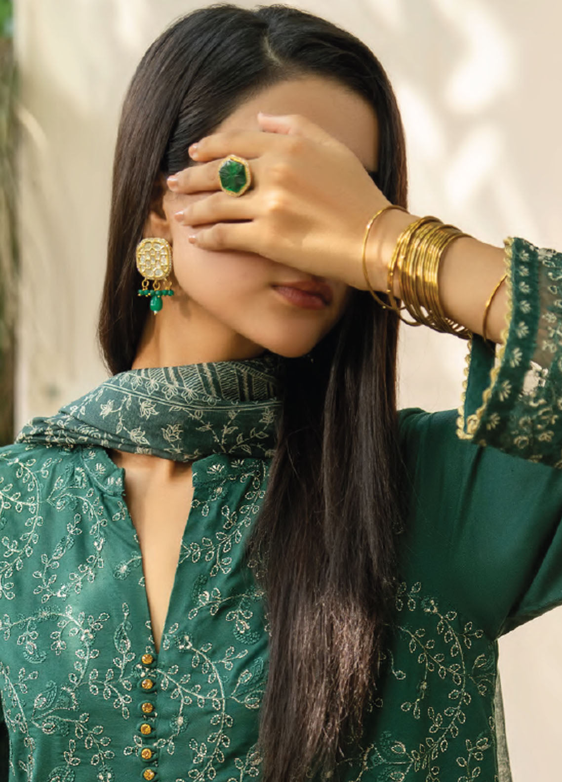 Rua By Casual Lite Pre Fall Premium Embroidered Linen 3 Piece Stitched Suit CL25RD2 D-RFR-02 Rua By Casual Lite Pre Fall Premium Embroidered Linen 3 Piece Stitched Suit CL25RD2 D-RFR-02