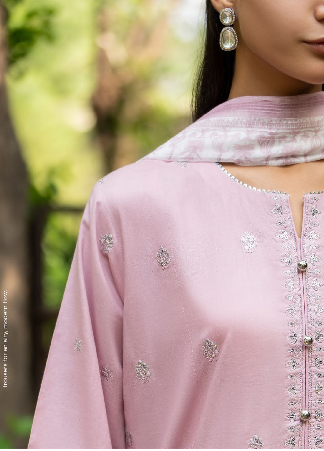 Rua By Casual Lite Pre Fall Premium Embroidered Linen 3 Piece Stitched Suit CL25RD2 D-RFR-05 Rua By Casual Lite Pre Fall Premium Embroidered Linen 3 Piece Stitched Suit CL25RD2 D-RFR-05