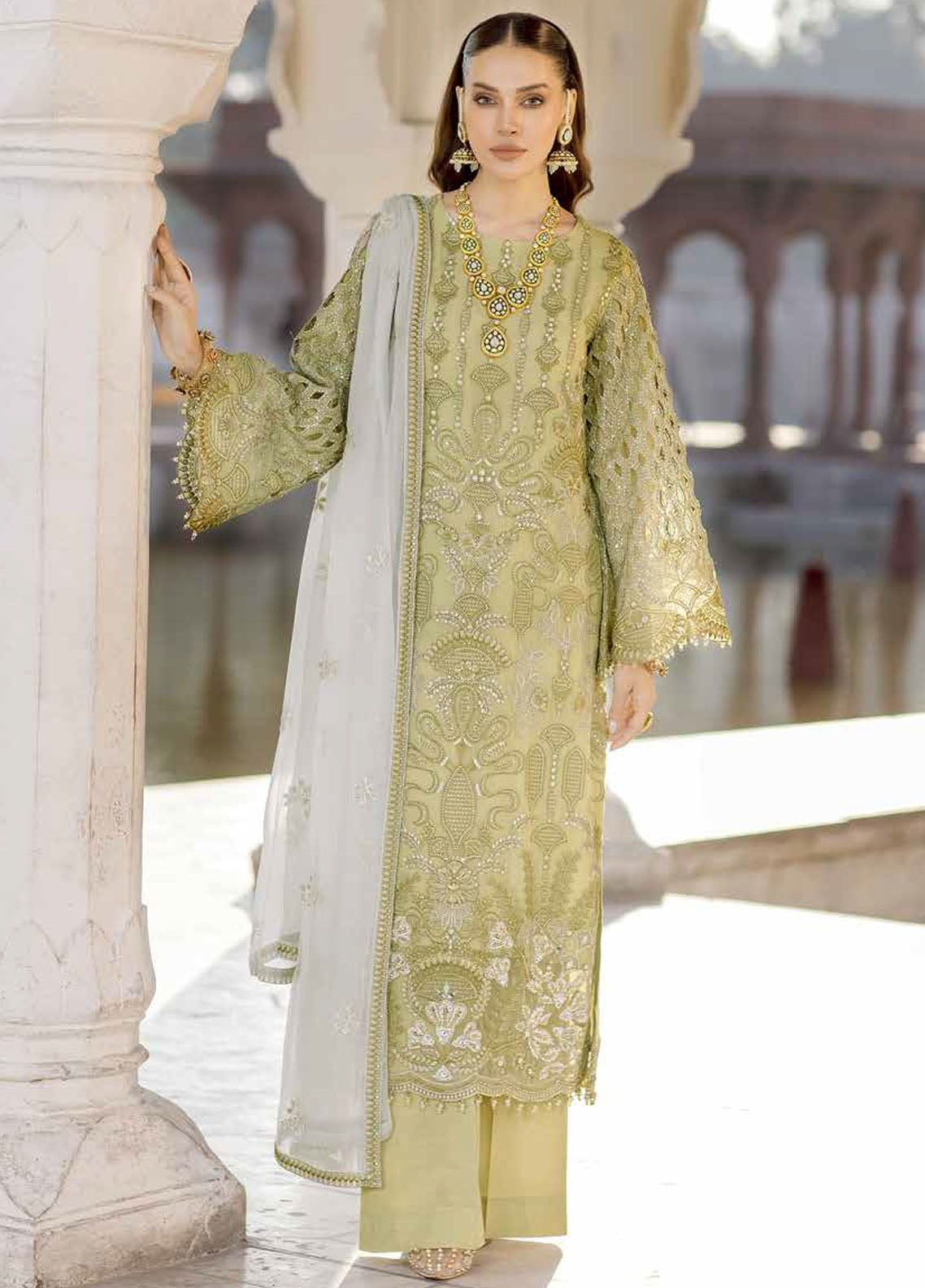 Safeera By Flossie Embroidered Chiffon 3 Piece Unstitched Suit FL24SF S-1301 HONEY HAZE Safeera By Flossie Embroidered Chiffon 3 Piece Unstitched Suit FL24SF S-1301 HONEY HAZE