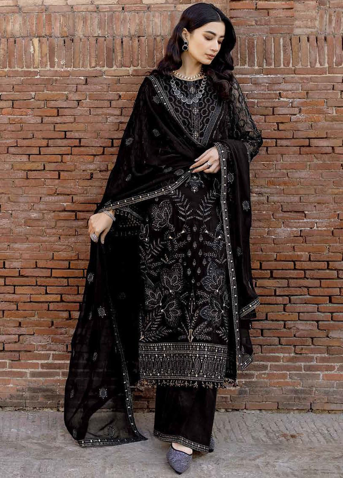 Safeera By Flossie Embroidered Chiffon 3 Piece Unstitched Suit FL24SF S-1302 DARK VEIL Safeera By Flossie Embroidered Chiffon 3 Piece Unstitched Suit FL24SF S-1302 DARK VEIL