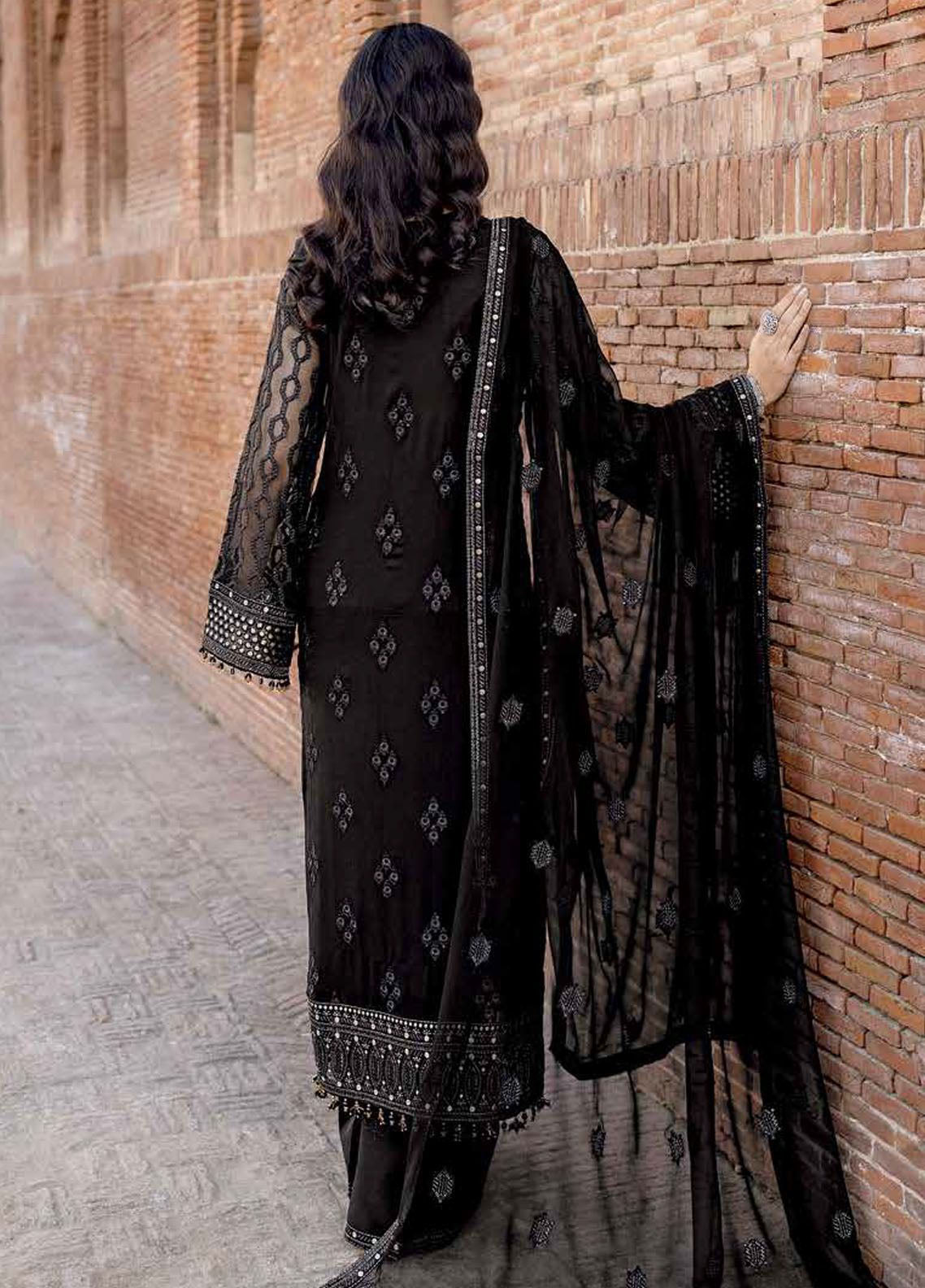 Safeera By Flossie Embroidered Chiffon 3 Piece Unstitched Suit FL24SF S-1302 DARK VEIL Safeera By Flossie Embroidered Chiffon 3 Piece Unstitched Suit FL24SF S-1302 DARK VEIL