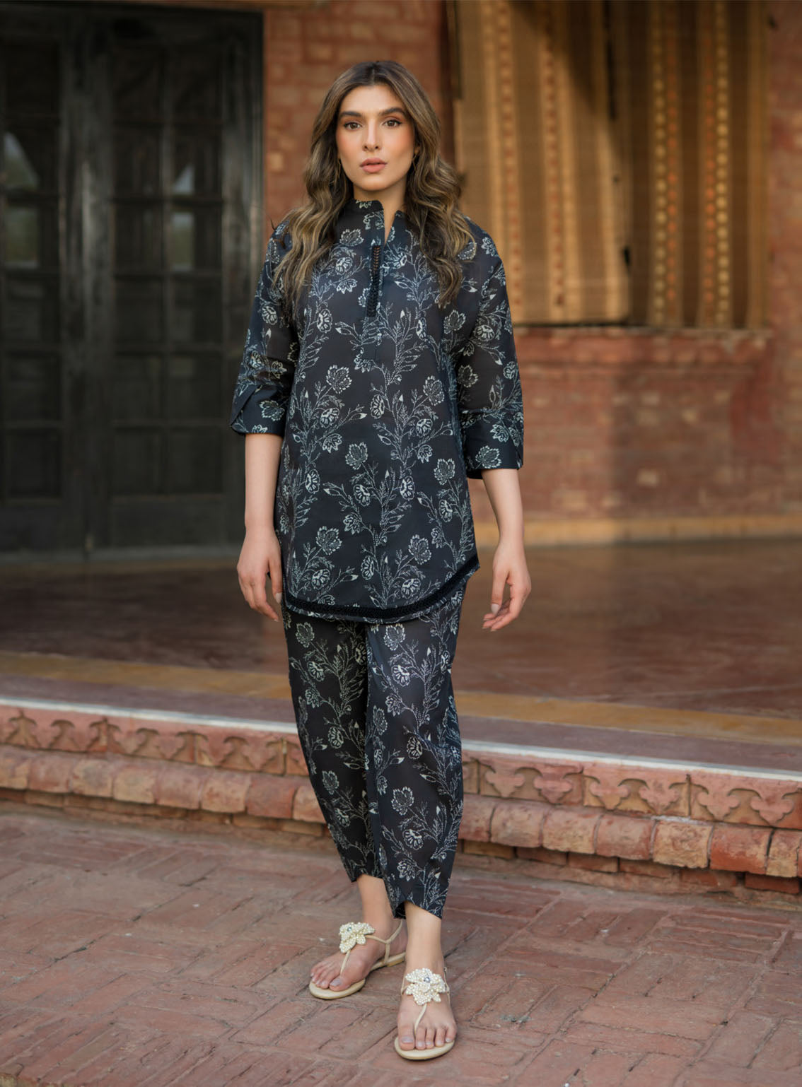 Sahar Spring Digital Printed Lawn 2 Piece Unstitched Suit SHR24S S24-PL-V2-12 Sahar Spring Digital Printed Lawn 2 Piece Unstitched Suit SHR24S S24-PL-V2-12