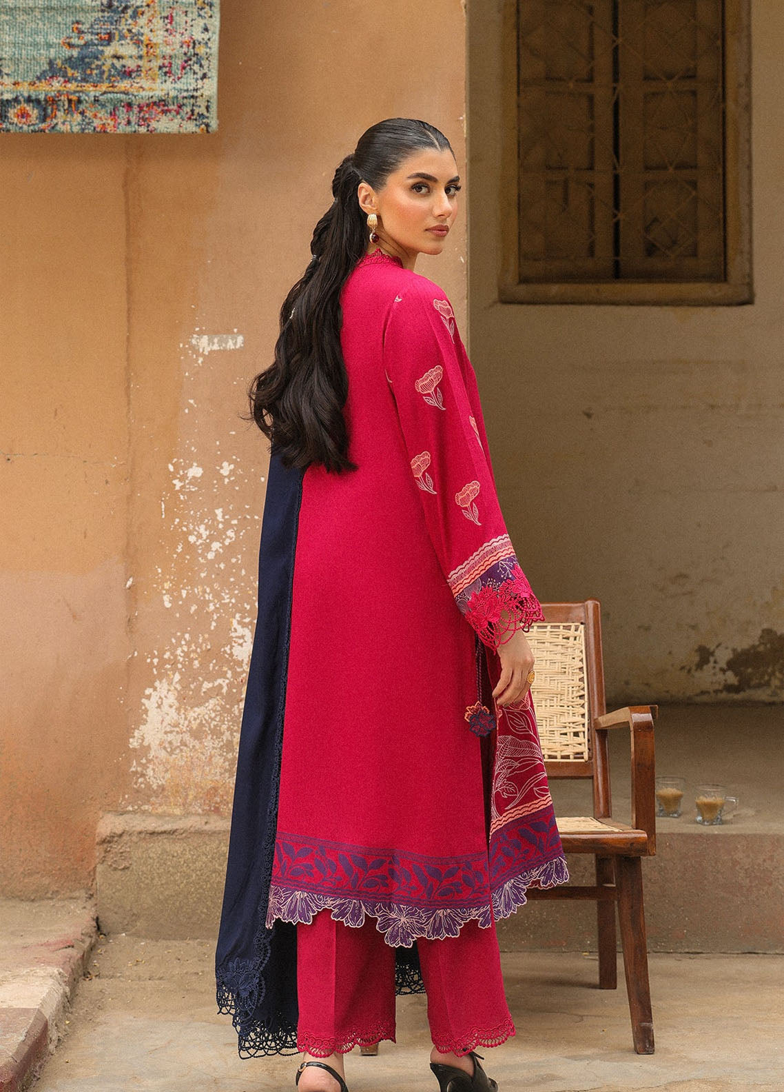 Sahar Winter Dyed Jacquard Viscose 3 Piece Unstitched Suit S25W3PC D-14 PINK HORIZON Sahar Winter Dyed Jacquard Viscose 3 Piece Unstitched Suit S25W3PC D-14 PINK HORIZON