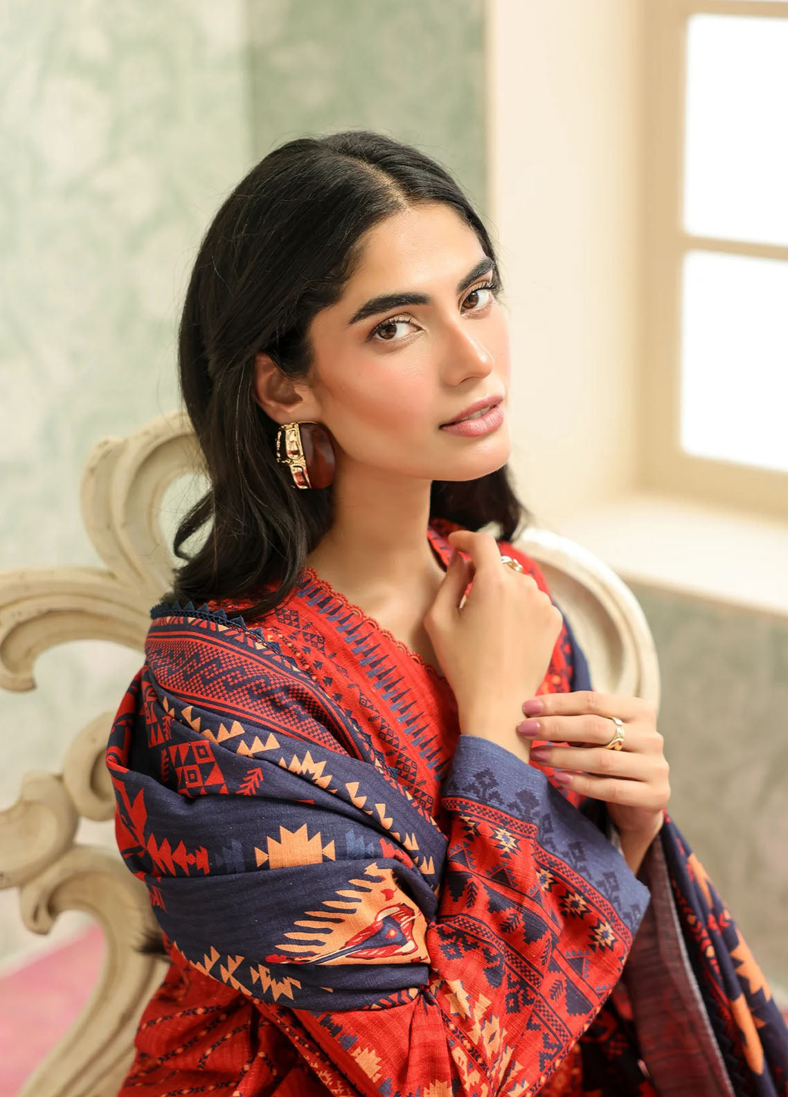 Sahar Winter Printed Khaddar 3 Piece Unstitched Suit S25W3PC D-15 AZTEC FLAME Sahar Winter Printed Khaddar 3 Piece Unstitched Suit S25W3PC D-15 AZTEC FLAME