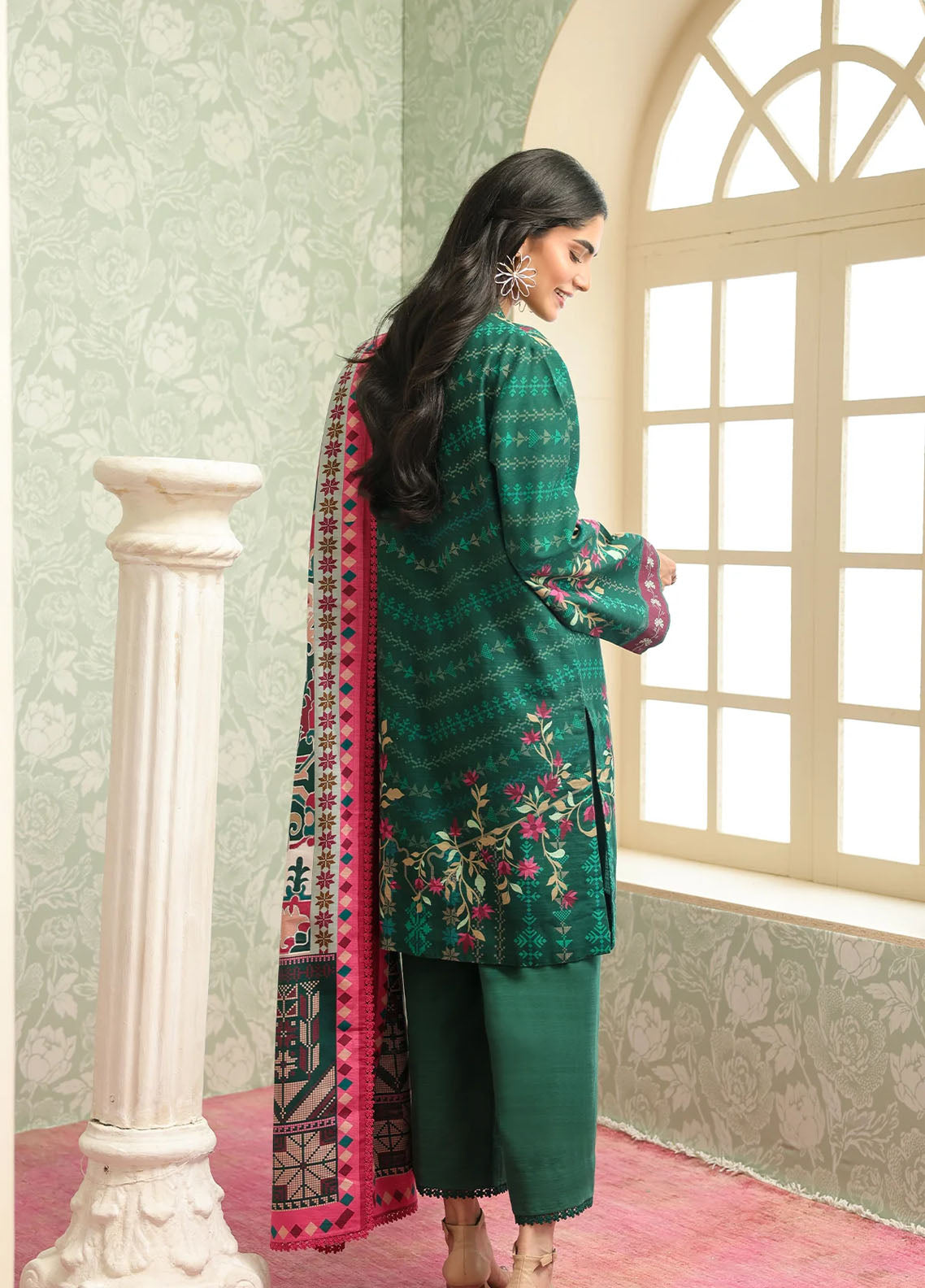 Sahar Winter Printed Khaddar 3 Piece Unstitched Suit S25W3PC D-18 ETERNAL EMERALD Sahar Winter Printed Khaddar 3 Piece Unstitched Suit S25W3PC D-18 ETERNAL EMERALD