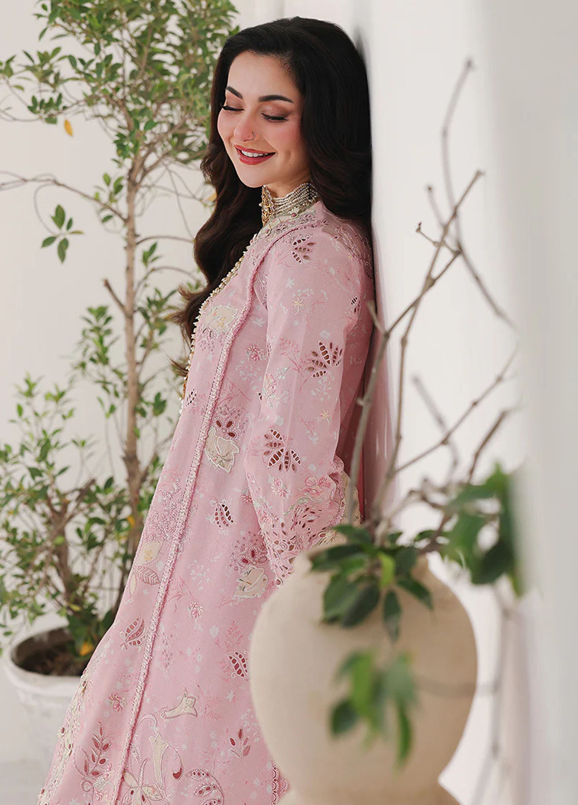 Sahil By Qalamkar Luxury Embroidered Lawn 3 Piece Unstitched Suit QLM26SLL D-SA-09 HANIYA Sahil By Qalamkar Luxury Embroidered Lawn 3 Piece Unstitched Suit QLM26SLL D-SA-09 HANIYA