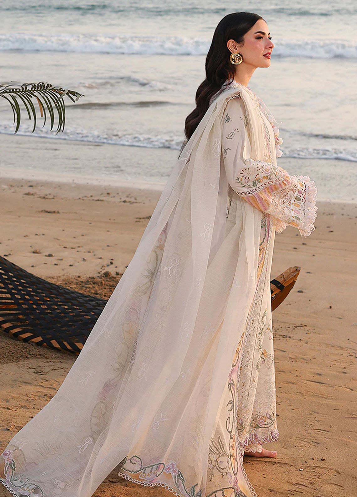 Sahil By Qalamkar Luxury Embroidered Lawn 3 Piece Unstitched Suit QLM26SLL D-SA-10 ILARA Sahil By Qalamkar Luxury Embroidered Lawn 3 Piece Unstitched Suit QLM26SLL D-SA-10 ILARA