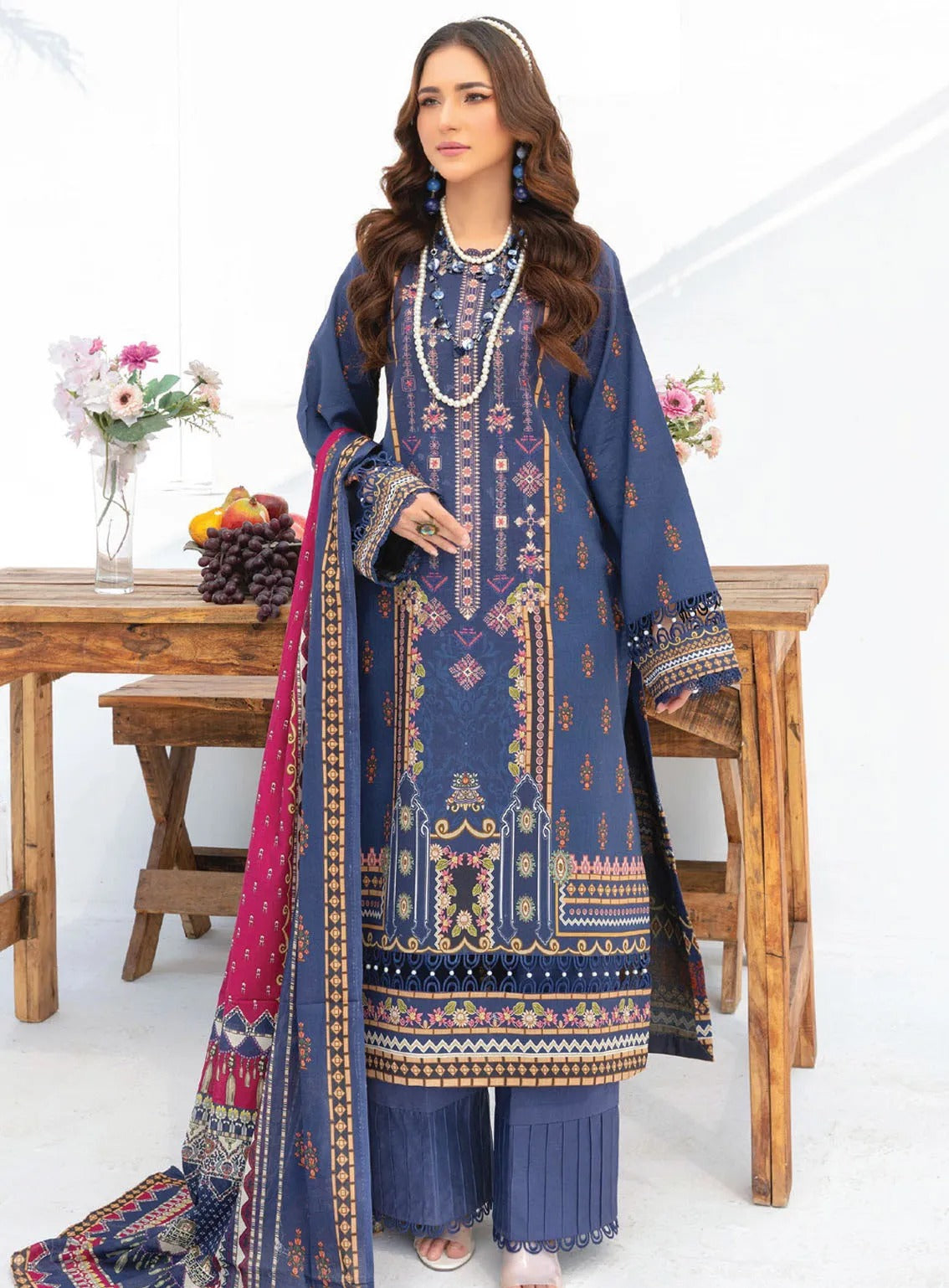 Saira Bano By Humdum Embroidered Lawn 3 Piece Unstitched Suit HD24S D-05 Saira Bano By Humdum Embroidered Lawn 3 Piece Unstitched Suit HD24S D-05
