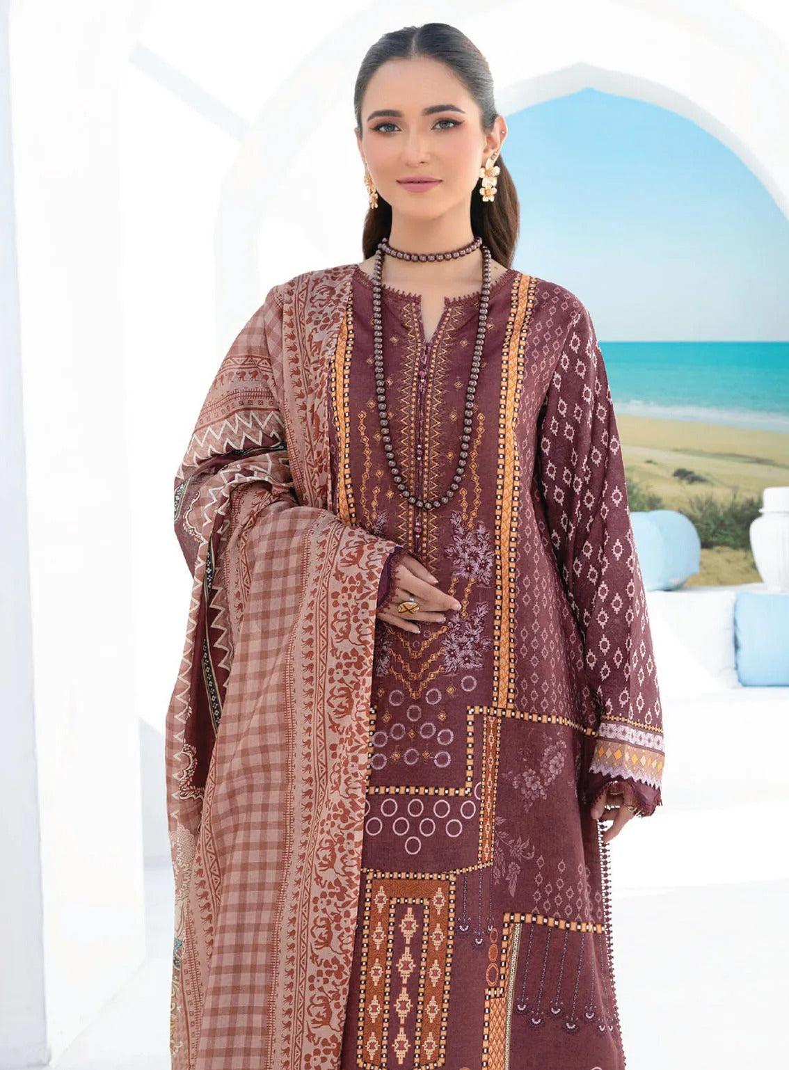 Saira Bano By Humdum Embroidered Lawn 3 Piece Unstitched Suit HD24S D-07 Saira Bano By Humdum Embroidered Lawn 3 Piece Unstitched Suit HD24S D-07