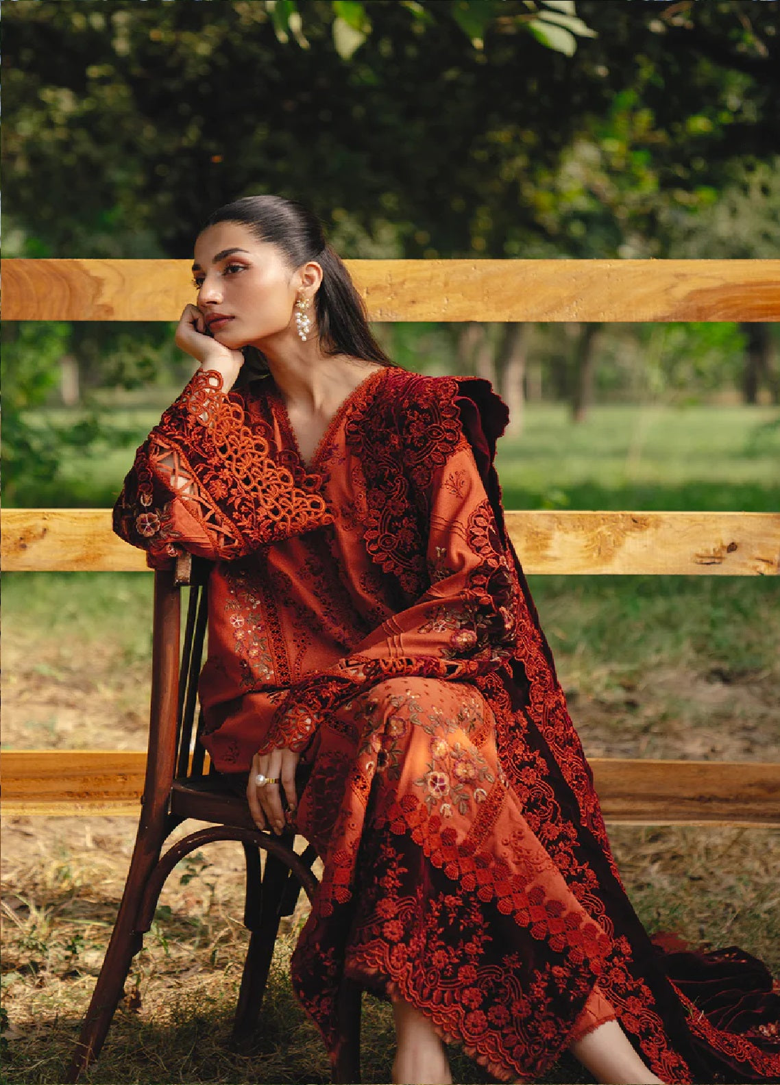 Saira Rizwan Premium Winter Embroidered Karandi 3 Piece Unstitched Suit SR24PW CIRO-10 Saira Rizwan Premium Winter Embroidered Karandi 3 Piece Unstitched Suit SR24PW CIRO-10