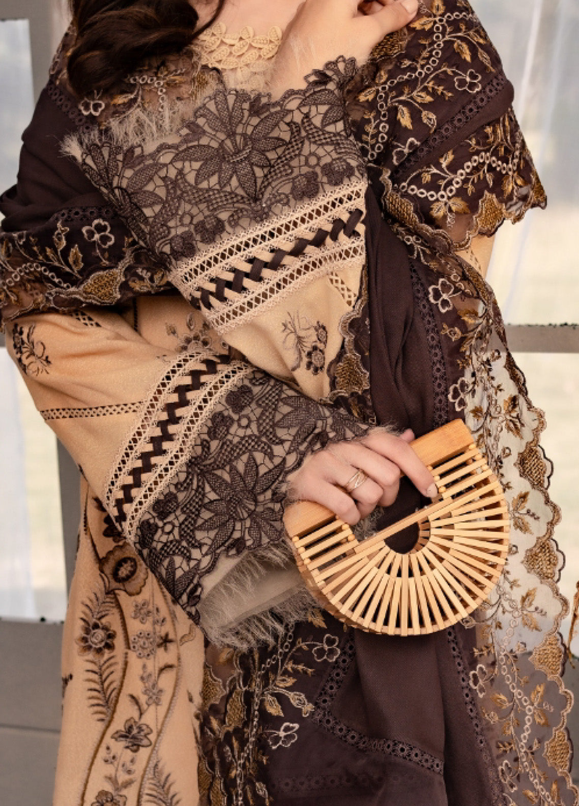 Saira Rizwan Premium Winter Embroidered Karandi 3 Piece Unstitched Suit SR24PW NERIA-07 Saira Rizwan Premium Winter Embroidered Karandi 3 Piece Unstitched Suit SR24PW NERIA-07