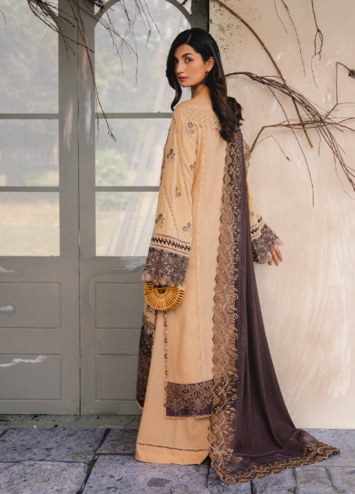 Saira Rizwan Premium Winter Embroidered Karandi 3 Piece Unstitched Suit SR24PW NERIA-07 Saira Rizwan Premium Winter Embroidered Karandi 3 Piece Unstitched Suit SR24PW NERIA-07