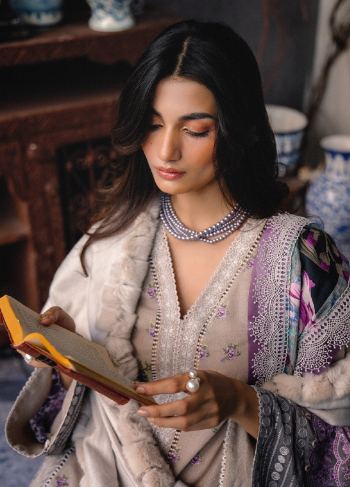 Saira Rizwan Premium Winter Embroidered Karandi 3 Piece Unstitched Suit SR24PW REVE-06 Saira Rizwan Premium Winter Embroidered Karandi 3 Piece Unstitched Suit SR24PW REVE-06