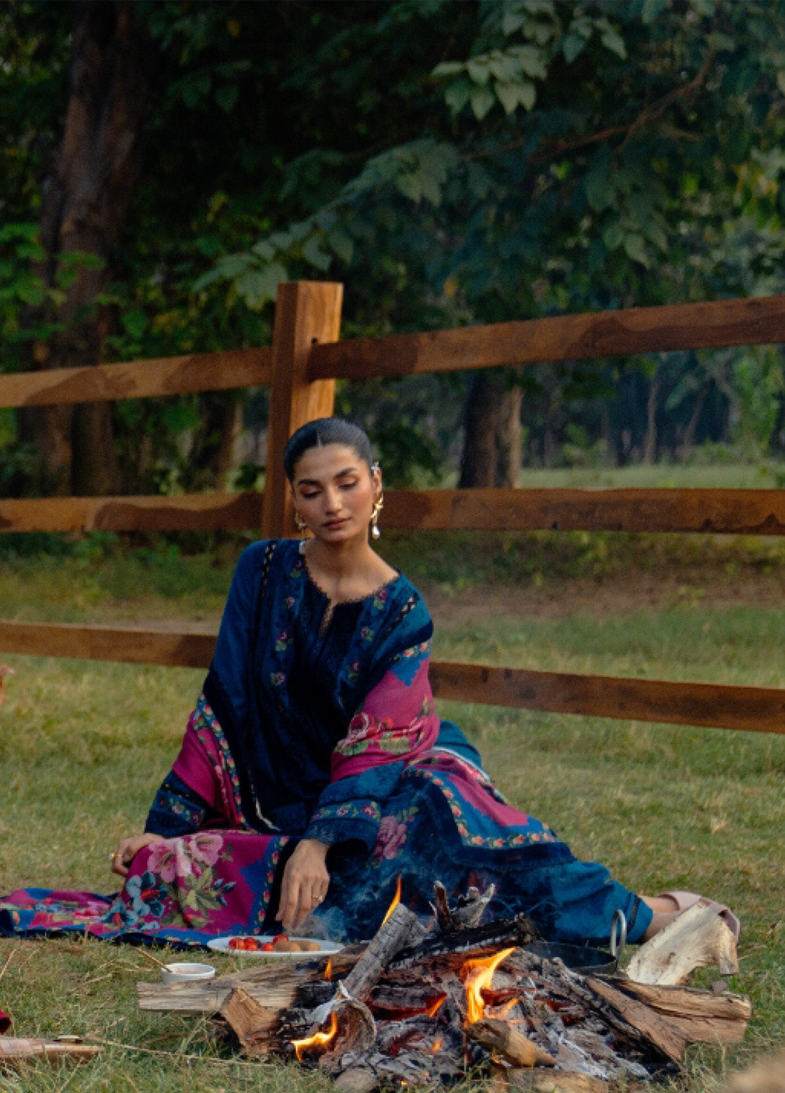 Saira Rizwan Premium Winter Embroidered Khaddar 3 Piece Unstitched Suit SR24PW DINA-04 Saira Rizwan Premium Winter Embroidered Khaddar 3 Piece Unstitched Suit SR24PW DINA-04