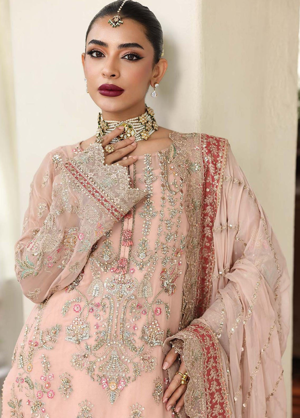 Saiyara By Imrozia Embroidered Chiffon 3 Piece Unstitched Suit IM25SLF D-I-235 ELNAZ Saiyara By Imrozia Embroidered Chiffon 3 Piece Unstitched Suit IM25SLF D-I-235 ELNAZ