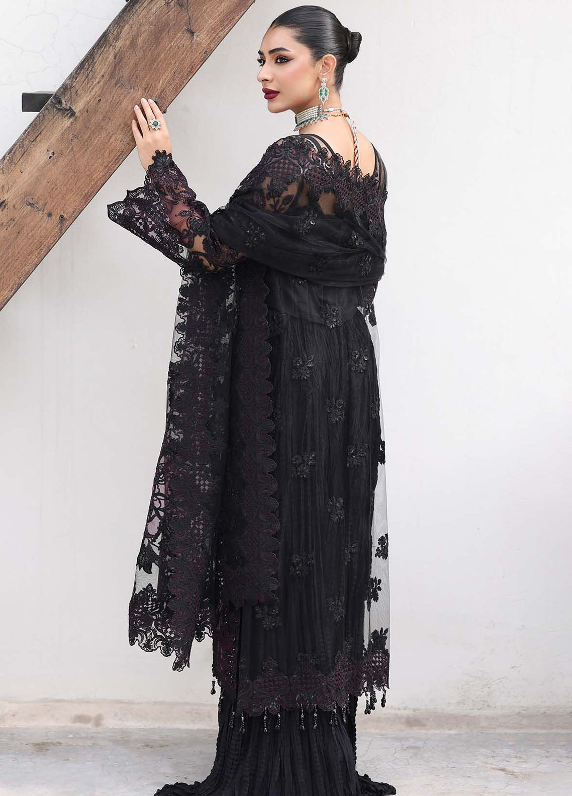 Saiyara By Imrozia Embroidered Net 3 Piece Unstitched Suit IM25SLF D-I-237 ASEEL Saiyara By Imrozia Embroidered Net 3 Piece Unstitched Suit IM25SLF D-I-237 ASEEL