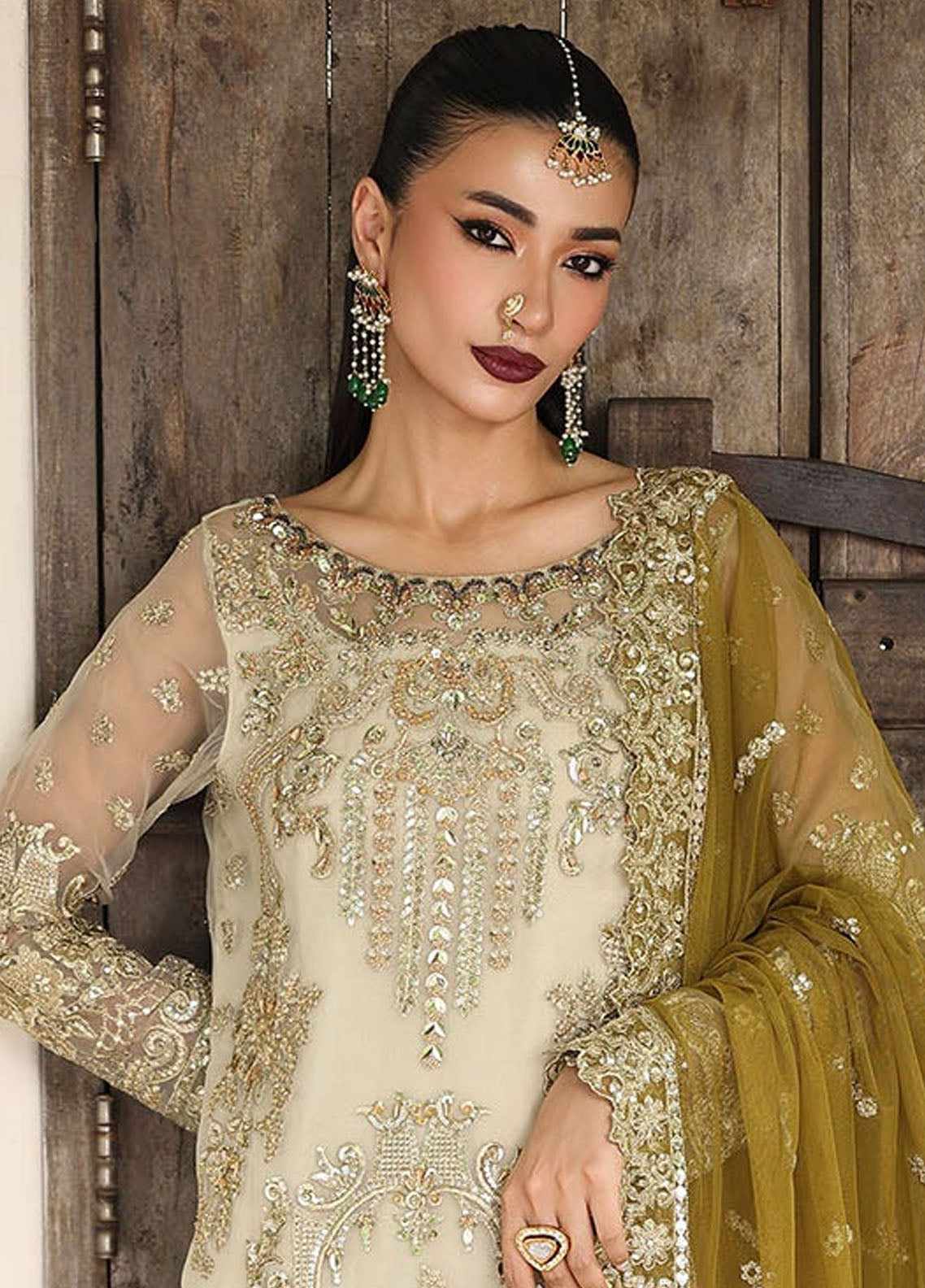 Saiyara By Imrozia Embroidered Organza 3 Piece Unstitched Suit IM25SLF D-I-229 ROHMA Saiyara By Imrozia Embroidered Organza 3 Piece Unstitched Suit IM25SLF D-I-229 ROHMA