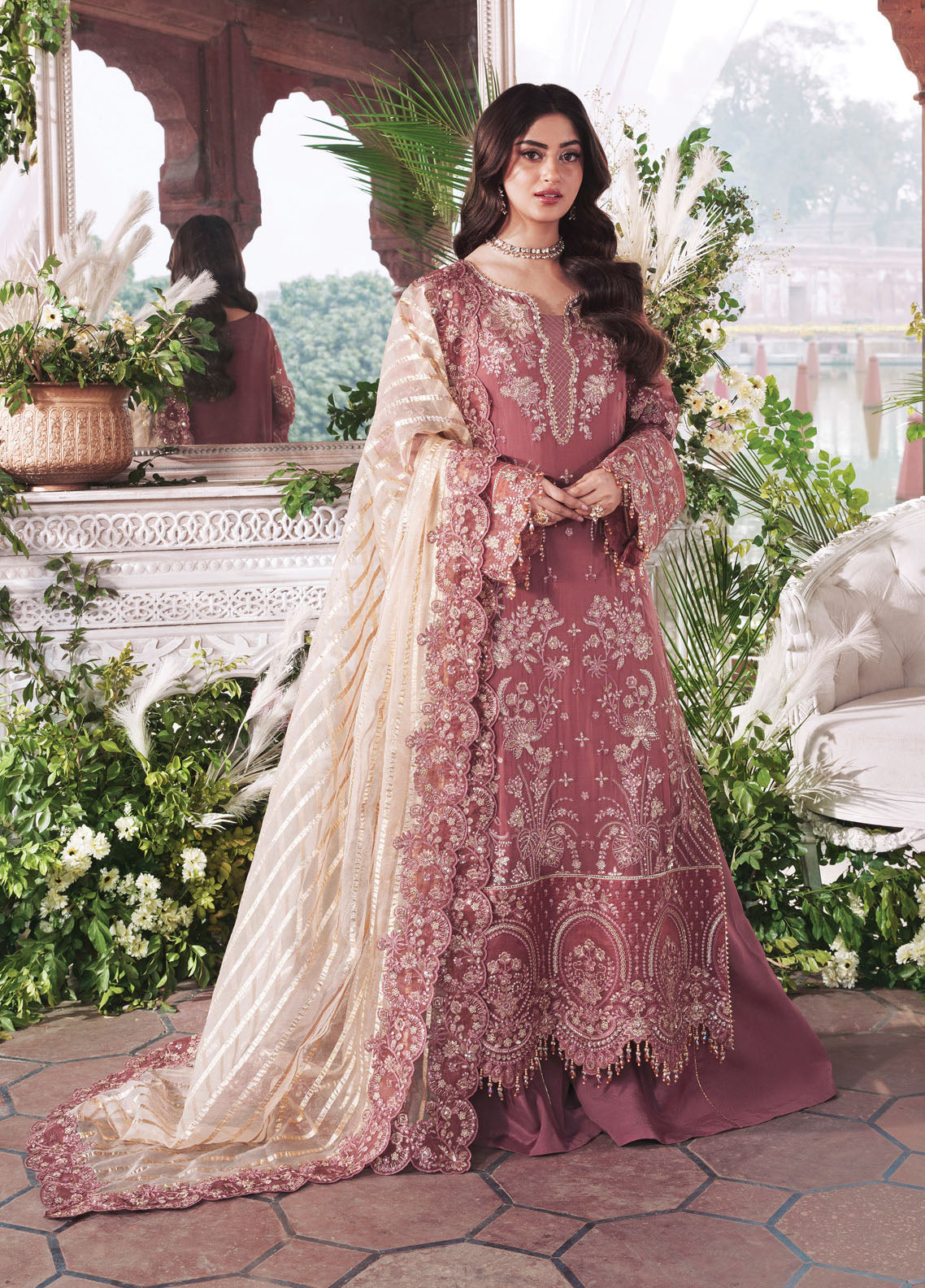 Sajal By Imrozia Premium Embroidered Organza 3 Piece Unstitched Suit IM26SV2 D-I-261 ZAMEEN Sajal By Imrozia Premium Embroidered Organza 3 Piece Unstitched Suit IM26SV2 D-I-261 ZAMEEN