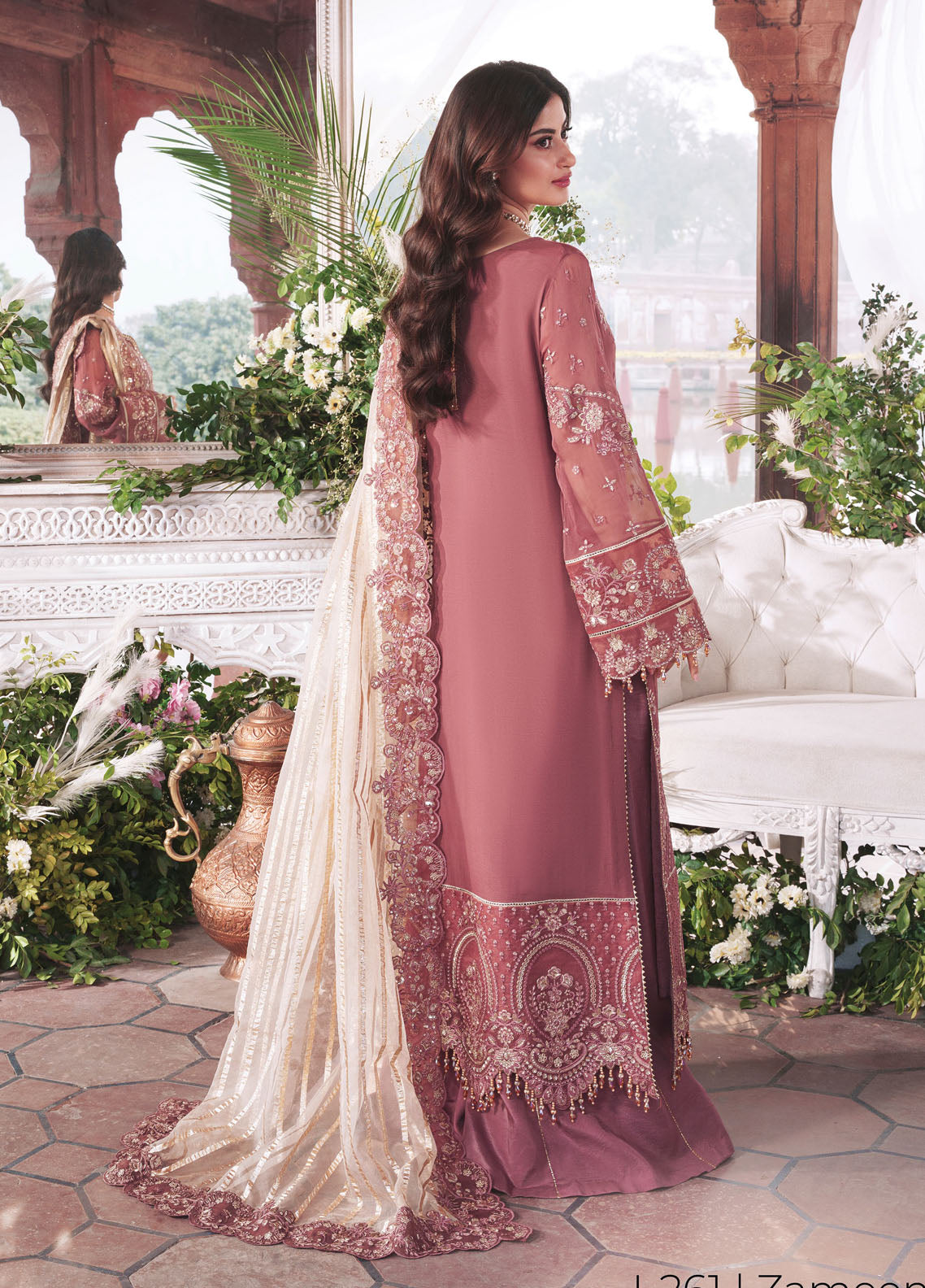 Sajal By Imrozia Premium Embroidered Organza 3 Piece Unstitched Suit IM26SV2 D-I-261 ZAMEEN Sajal By Imrozia Premium Embroidered Organza 3 Piece Unstitched Suit IM26SV2 D-I-261 ZAMEEN