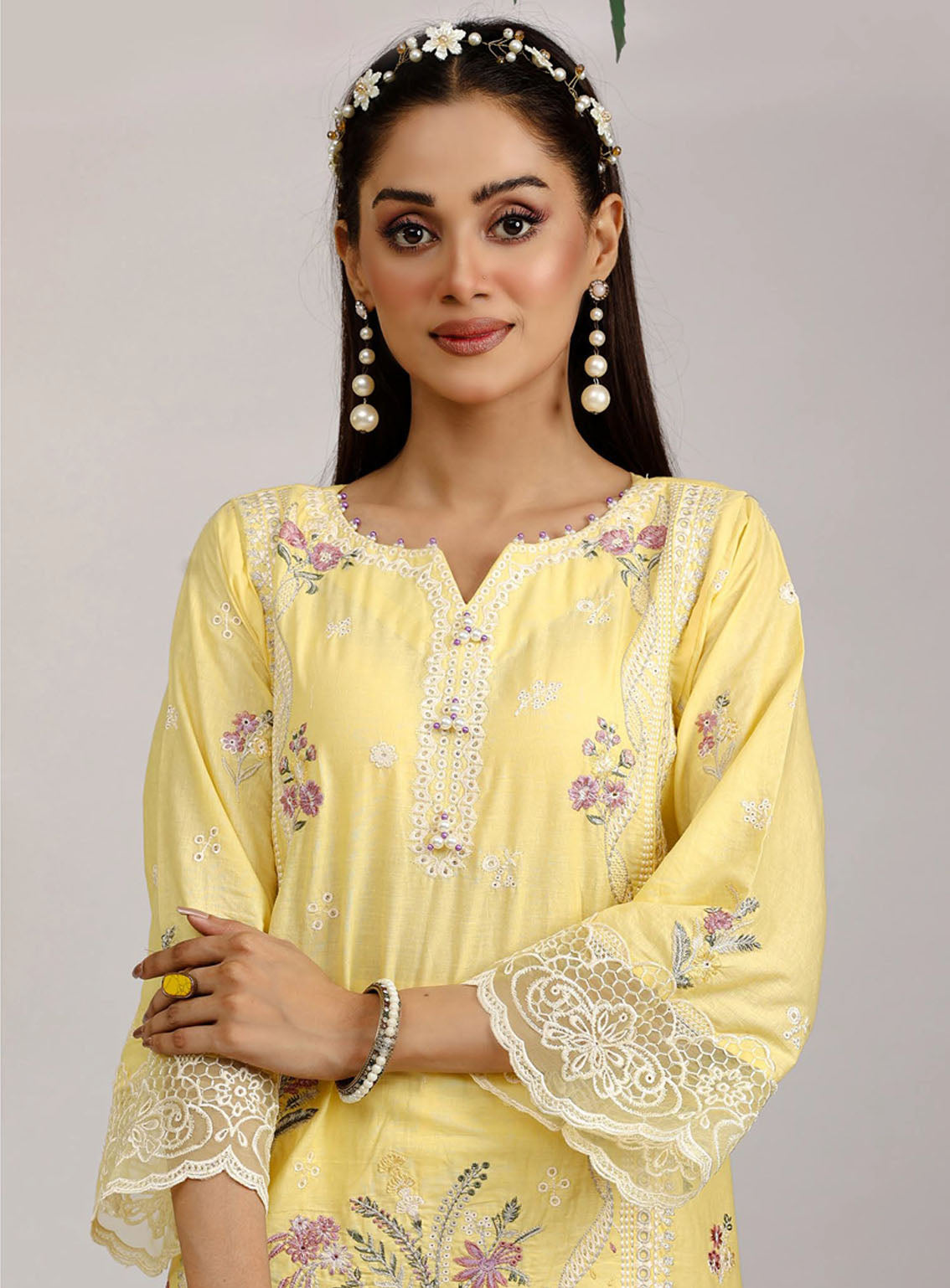 Sajni By Pakdaman Luxury Embroidered Lawn 3 Piece Stitched Suit PDF24S D-9903 Sajni By Pakdaman Luxury Embroidered Lawn 3 Piece Stitched Suit PDF24S D-9903