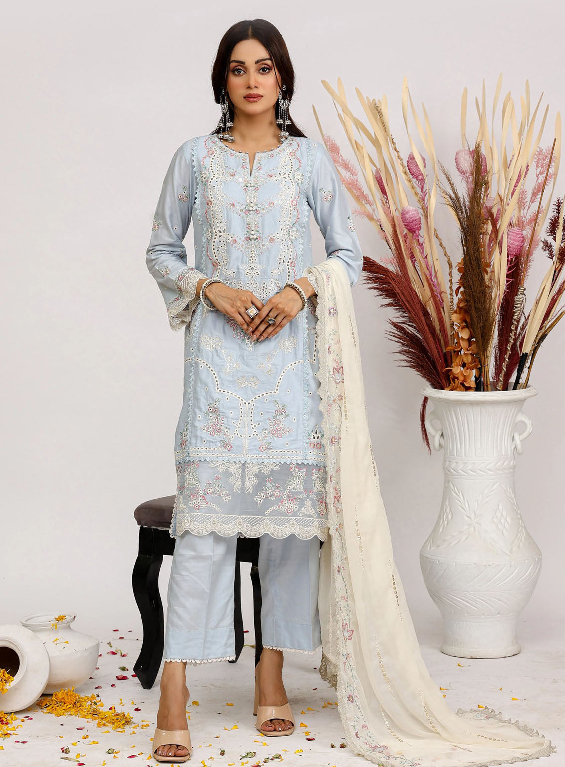 Sajni By Pakdaman Luxury Embroidered Lawn 3 Piece Stitched Suit PDF24S D-9906 Sajni By Pakdaman Luxury Embroidered Lawn 3 Piece Stitched Suit PDF24S D-9906