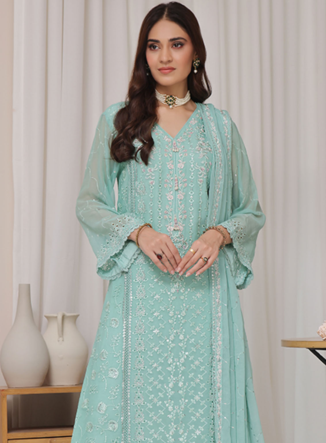 Sajni By Shamooz Embroidered Chiffon 3 Piece Unstitched Suit SZ24S SU-104 TROPICS Sajni By Shamooz Embroidered Chiffon 3 Piece Unstitched Suit SZ24S SU-104 TROPICS