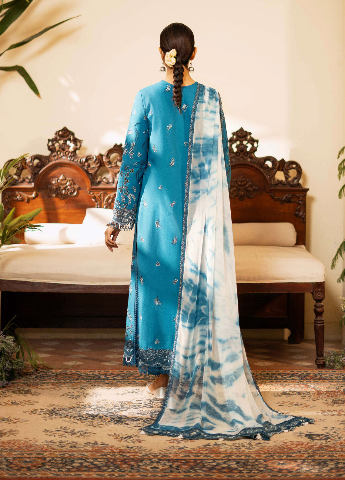 Sajni By Zarposh Embroidered Lawn 3 Piece Unstitched Suit ZP25S D-AZAL Sajni By Zarposh Embroidered Lawn 3 Piece Unstitched Suit ZP25S D-AZAL