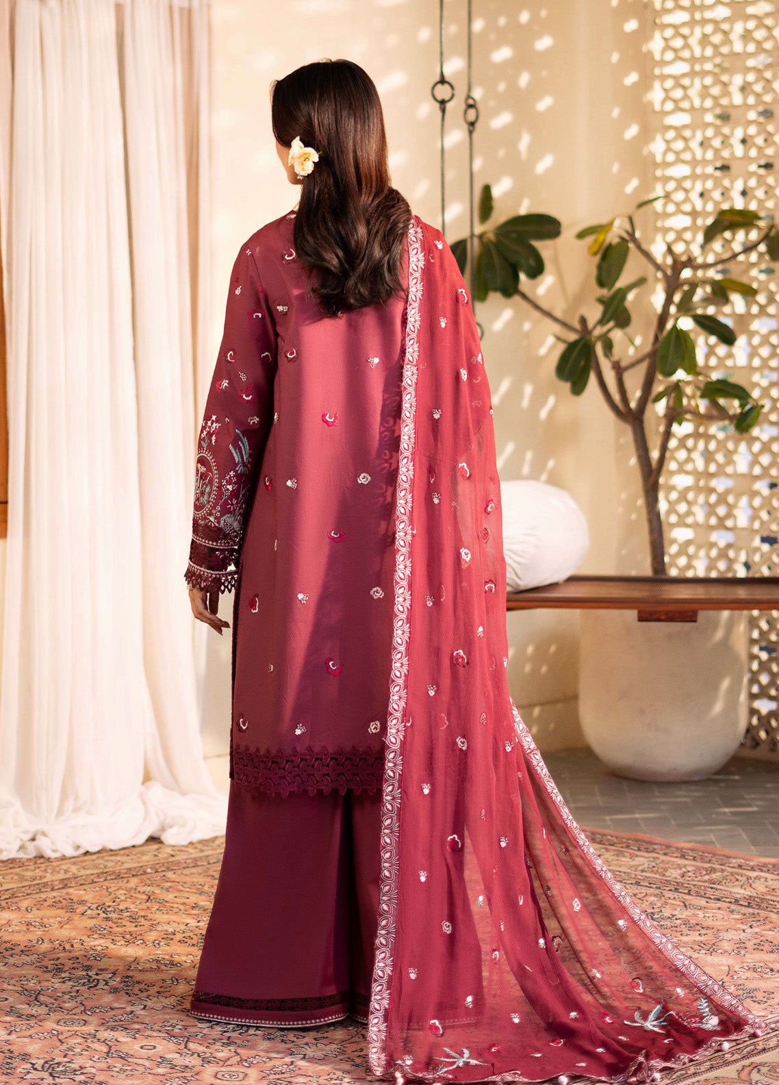 Sajni By Zarposh Embroidered Lawn 3 Piece Unstitched Suit ZP25S D-NAYIRAH Sajni By Zarposh Embroidered Lawn 3 Piece Unstitched Suit ZP25S D-NAYIRAH