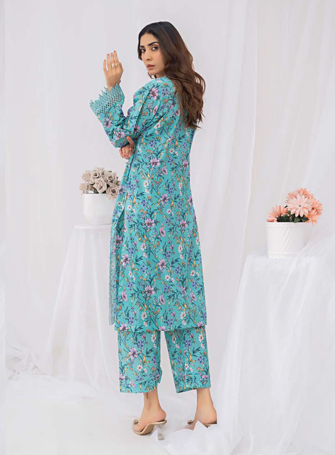Sana & Samia By Lala Textile Digital Airjet Printed Cambric 2 Piece Unstitched Suit LT24S&S LS-092 EMERALD Sana & Samia By Lala Textile Digital Airjet Printed Cambric 2 Piece Unstitched Suit LT24S&S LS-092 EMERALD