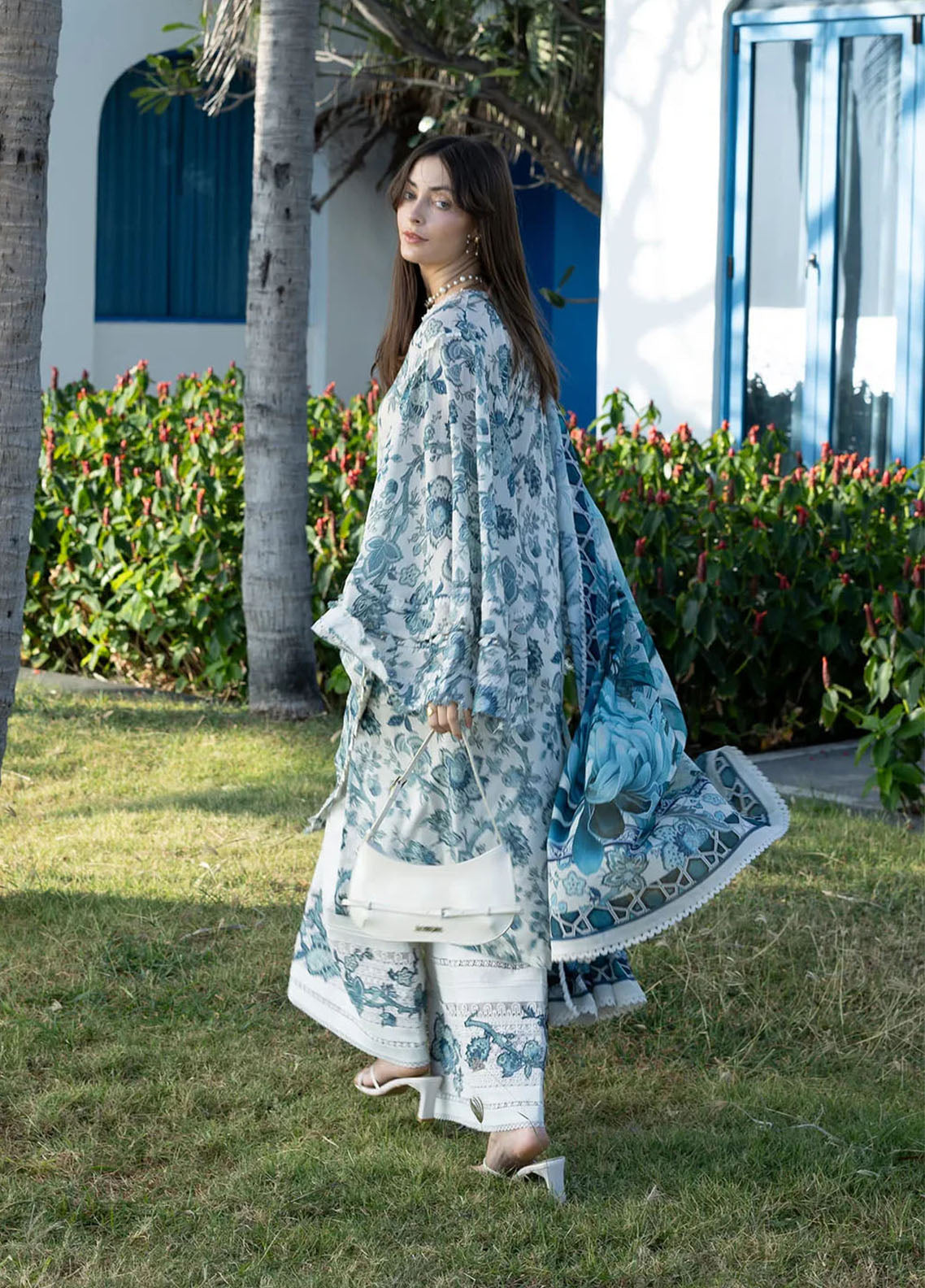 Santorini By Elaf Premium Printed Lawn 3 Piece Unstitched Suit EF26SP D-EPN-05 SURREAL Santorini By Elaf Premium Printed Lawn 3 Piece Unstitched Suit EF26SP D-EPN-05 SURREAL