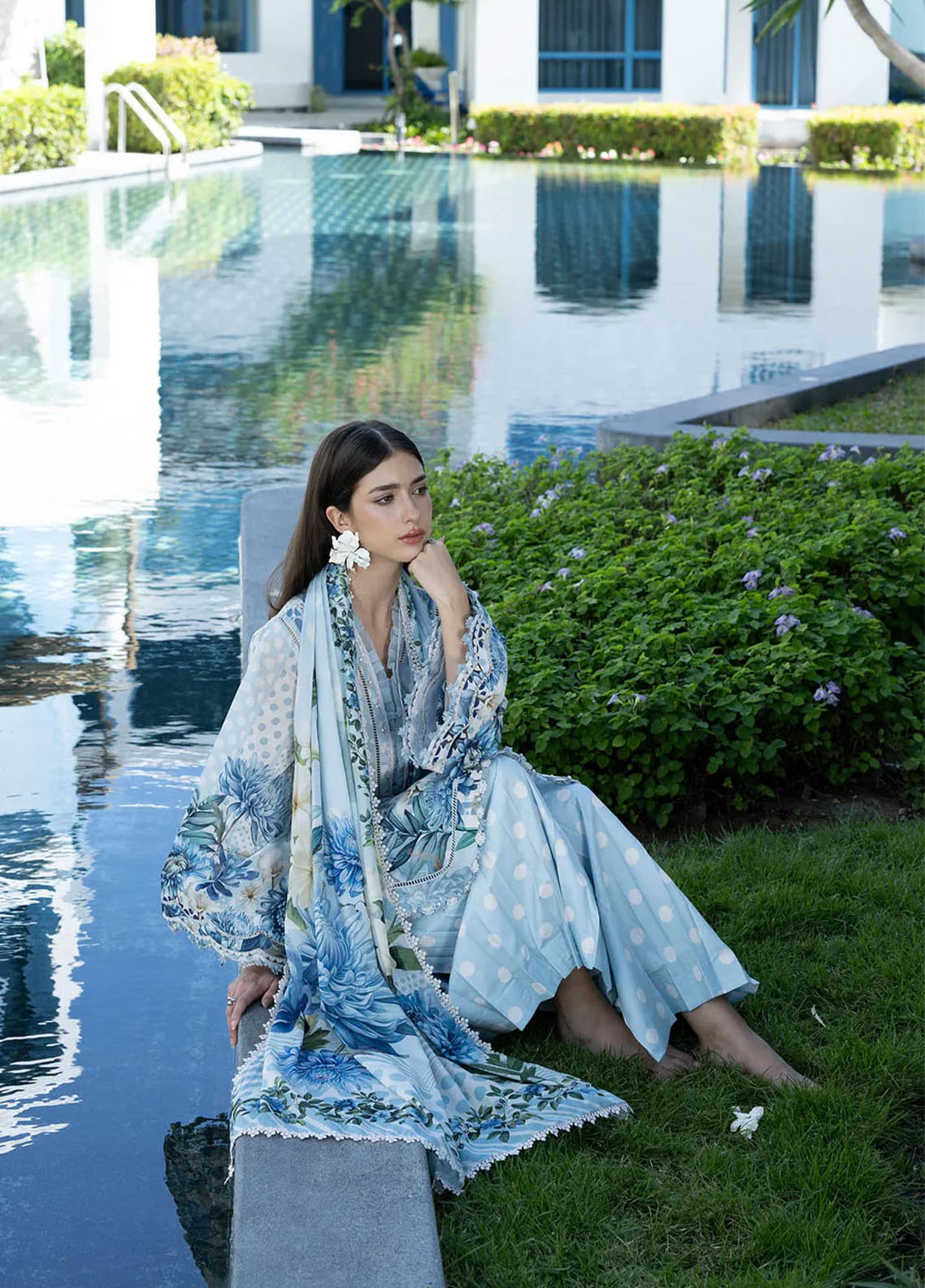 Santorini By Elaf Premium Printed Lawn 3 Piece Unstitched Suit EF26SP D-EPN-1A OCEAN PETALS Santorini By Elaf Premium Printed Lawn 3 Piece Unstitched Suit EF26SP D-EPN-1A OCEAN PETALS