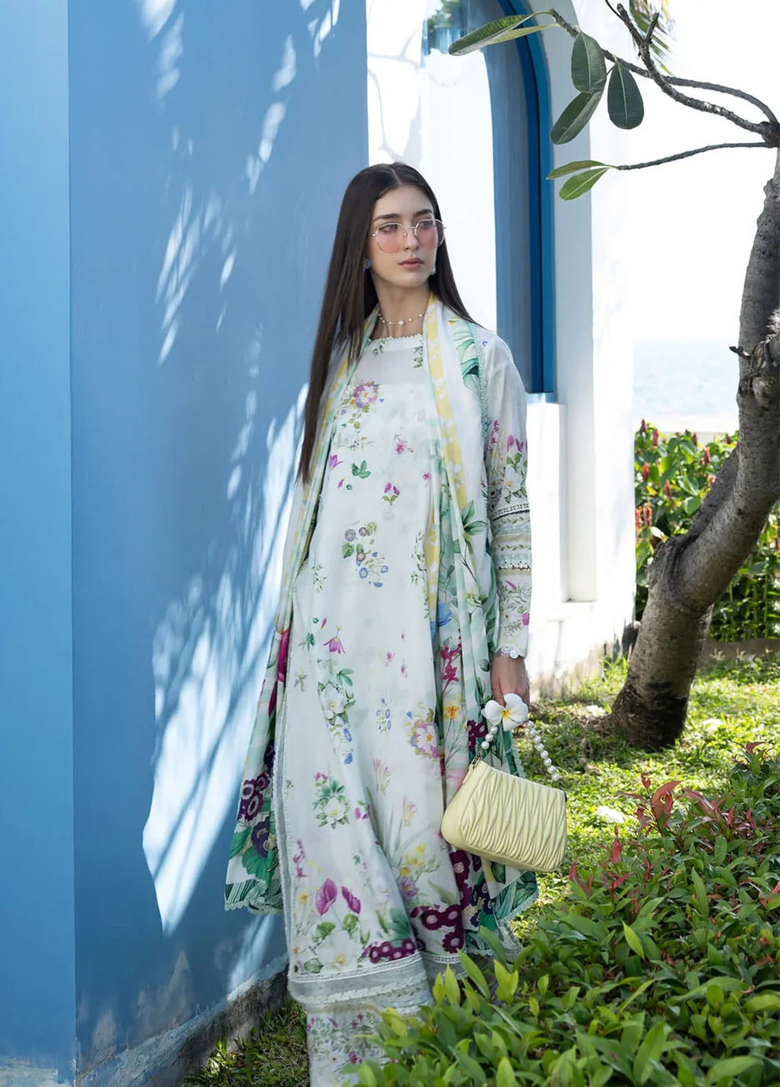 Santorini By Elaf Premium Printed Lawn 3 Piece Unstitched Suit EF26SP D-EPN-7B MOON FLOWER Santorini By Elaf Premium Printed Lawn 3 Piece Unstitched Suit EF26SP D-EPN-7B MOON FLOWER
