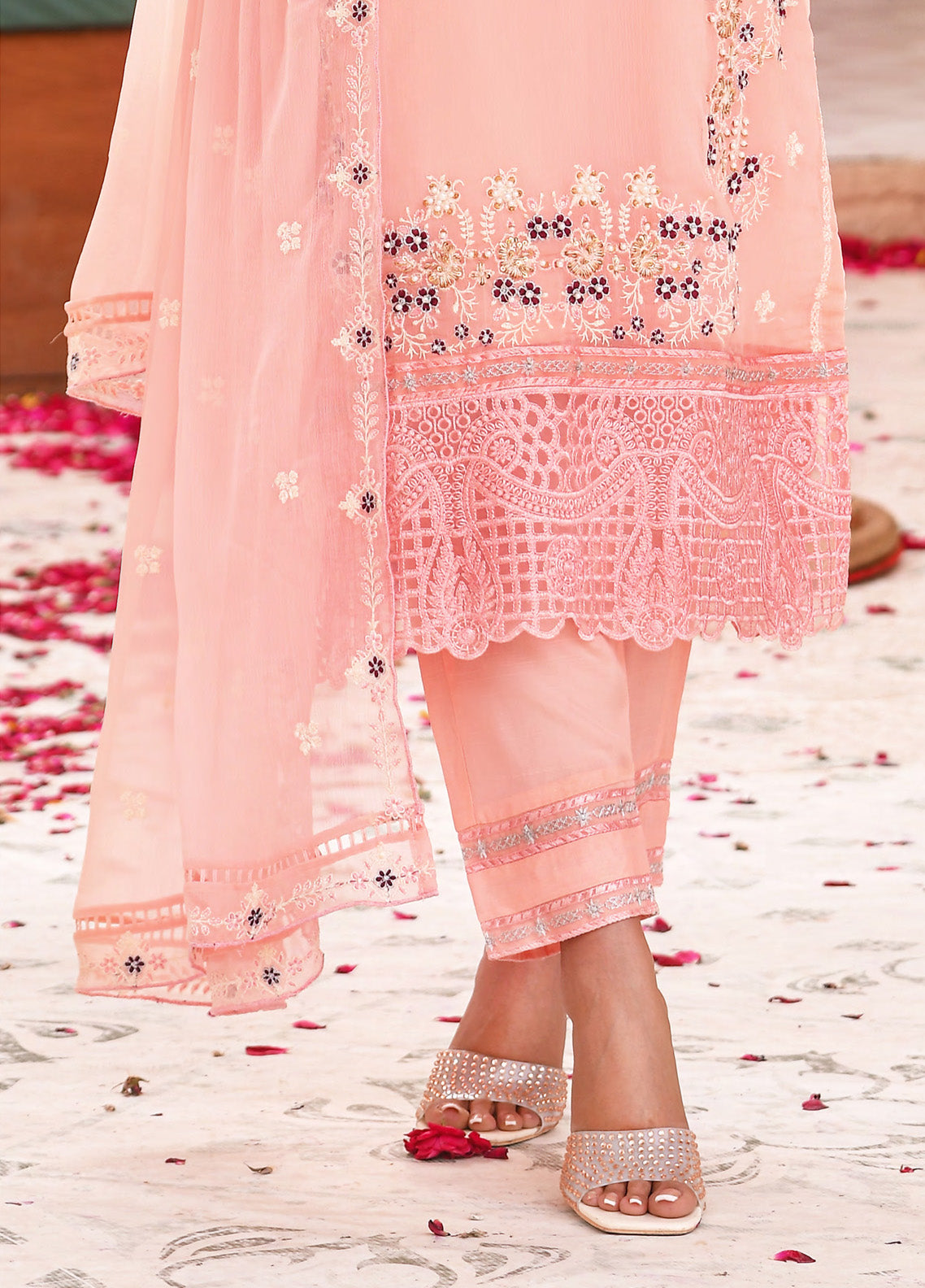 Saraab By Addee Embroidered Chiffon 3 Piece Stitched Suit AD25S D-MF-022 LAALSA Saraab By Addee Embroidered Chiffon 3 Piece Stitched Suit AD25S D-MF-022 LAALSA
