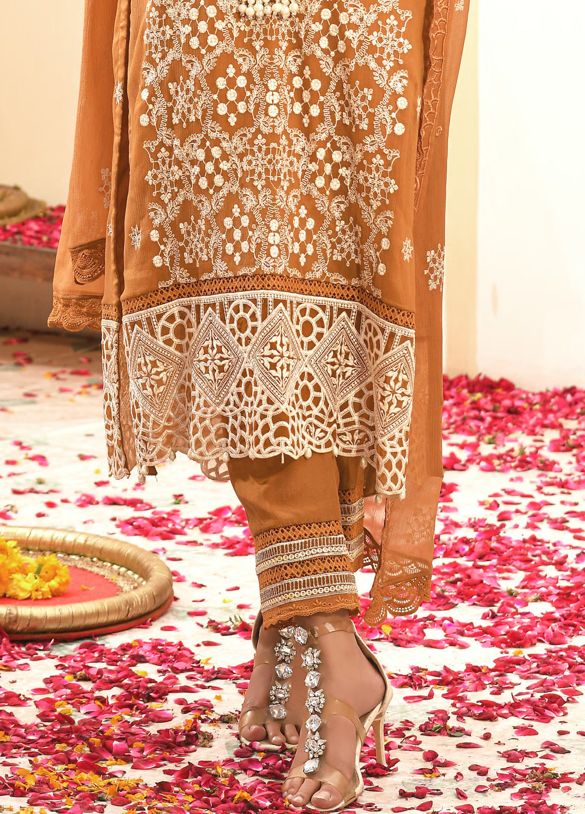 Saraab By Addee Embroidered Chiffon 3 Piece Stitched Suit AD25S D-MF-023 UTAH Saraab By Addee Embroidered Chiffon 3 Piece Stitched Suit AD25S D-MF-023 UTAH