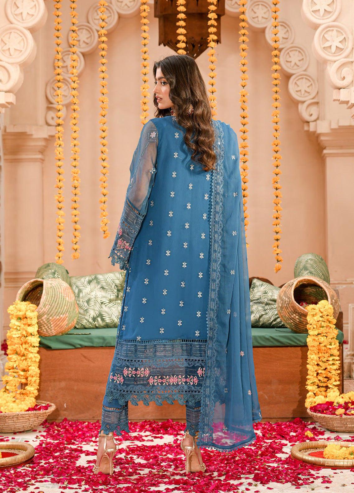 Saraab By Addee Embroidered Chiffon 3 Piece Stitched Suit AD25S D-MF-027 INAAYAT Saraab By Addee Embroidered Chiffon 3 Piece Stitched Suit AD25S D-MF-027 INAAYAT