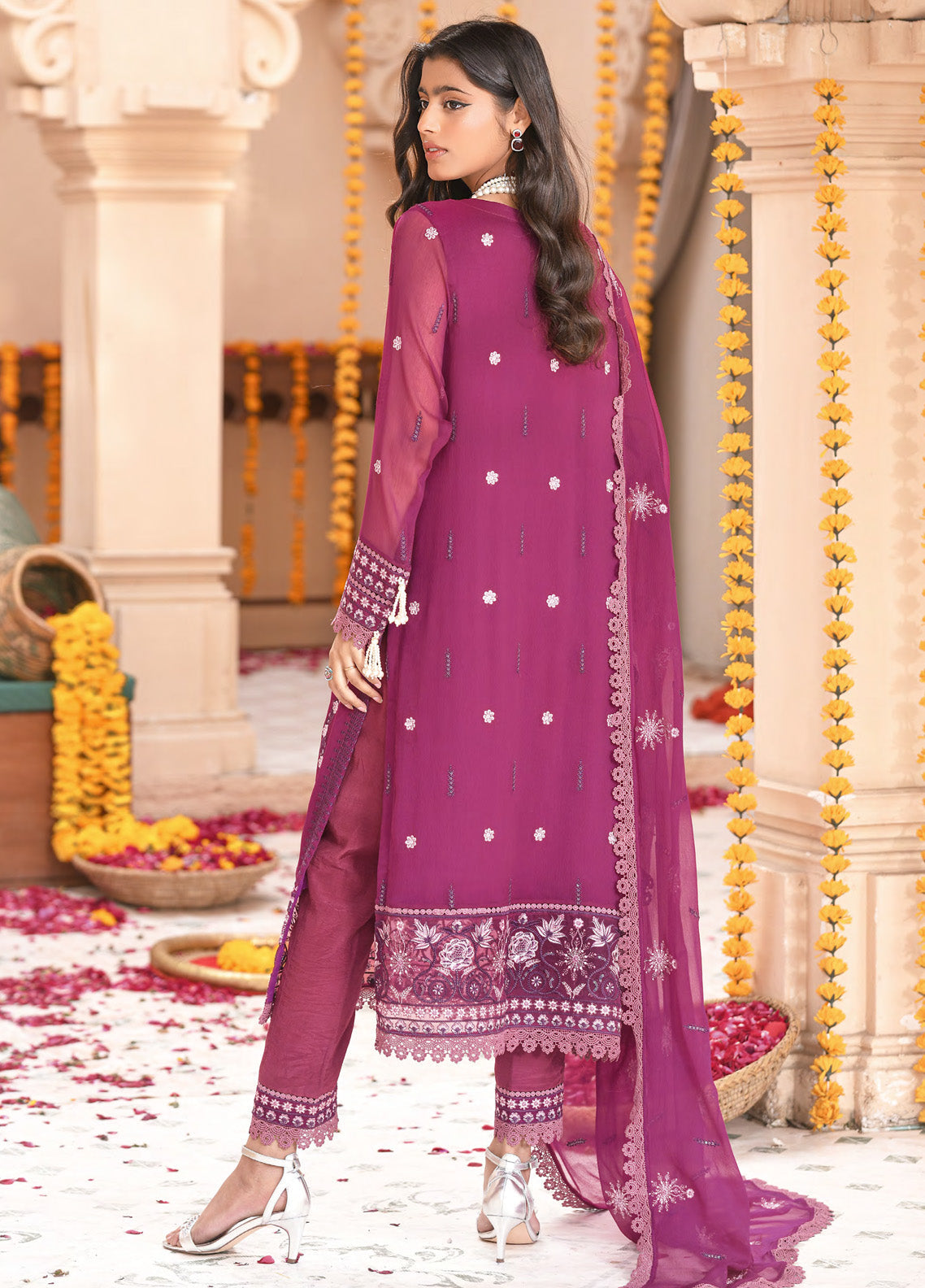 Saraab By Addee Embroidered Chiffon 3 Piece Stitched Suit AD25S D-MF-028 IRSA Saraab By Addee Embroidered Chiffon 3 Piece Stitched Suit AD25S D-MF-028 IRSA