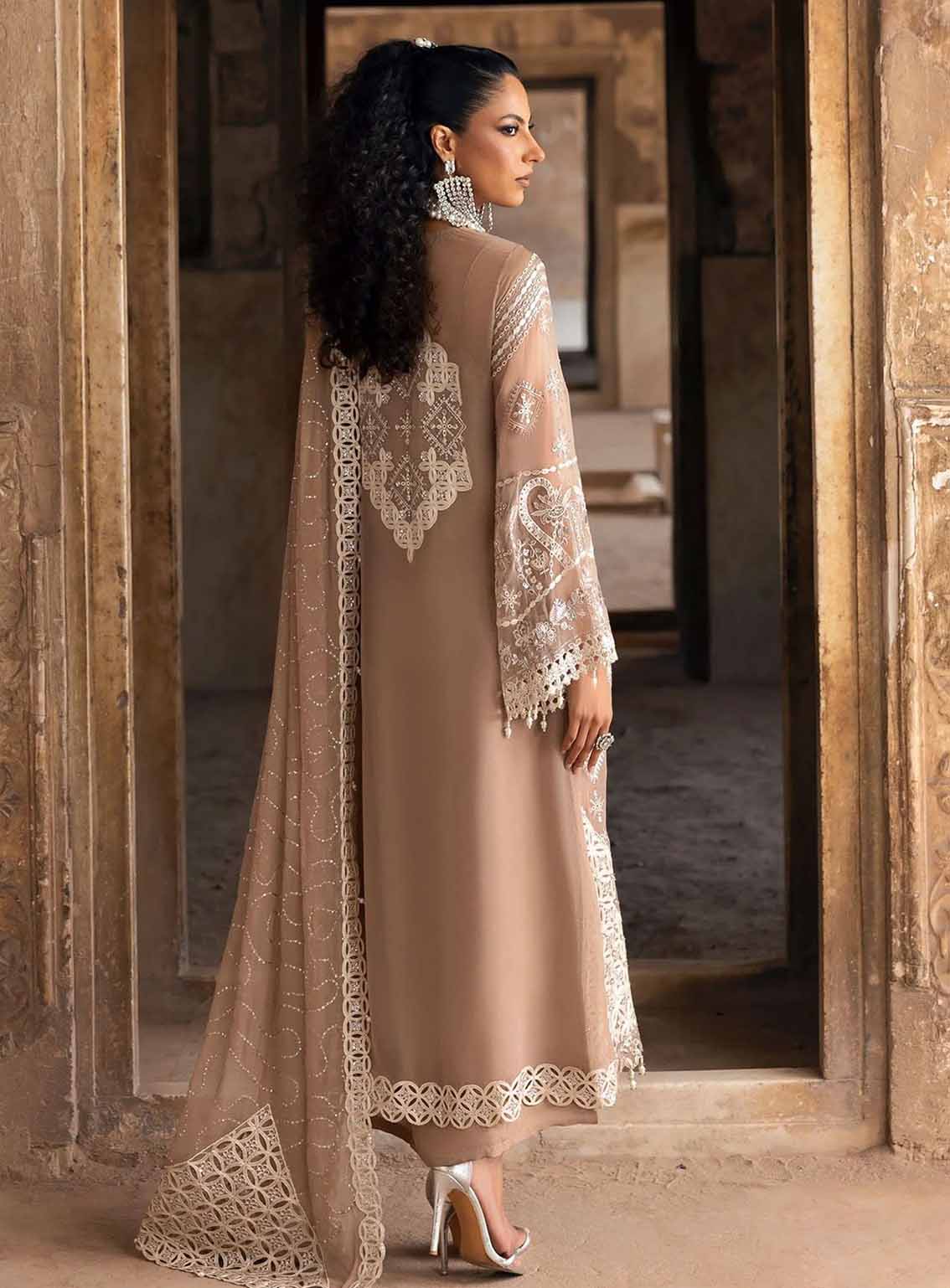 Sardinia Embroidered Chiffon 3 Piece Unstitched Suit SRD25CF D-1103 DIVANI Sardinia Embroidered Chiffon 3 Piece Unstitched Suit SRD25CF D-1103 DIVANI