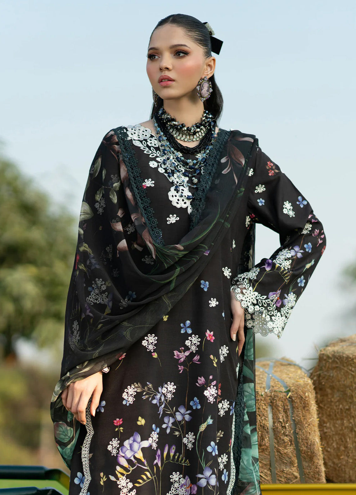 Sardinia Embroidered Lawn 3 Piece Unstitched Suit SRD25PL D-901 BLACK LOTUS Sardinia Embroidered Lawn 3 Piece Unstitched Suit SRD25PL D-901 BLACK LOTUS
