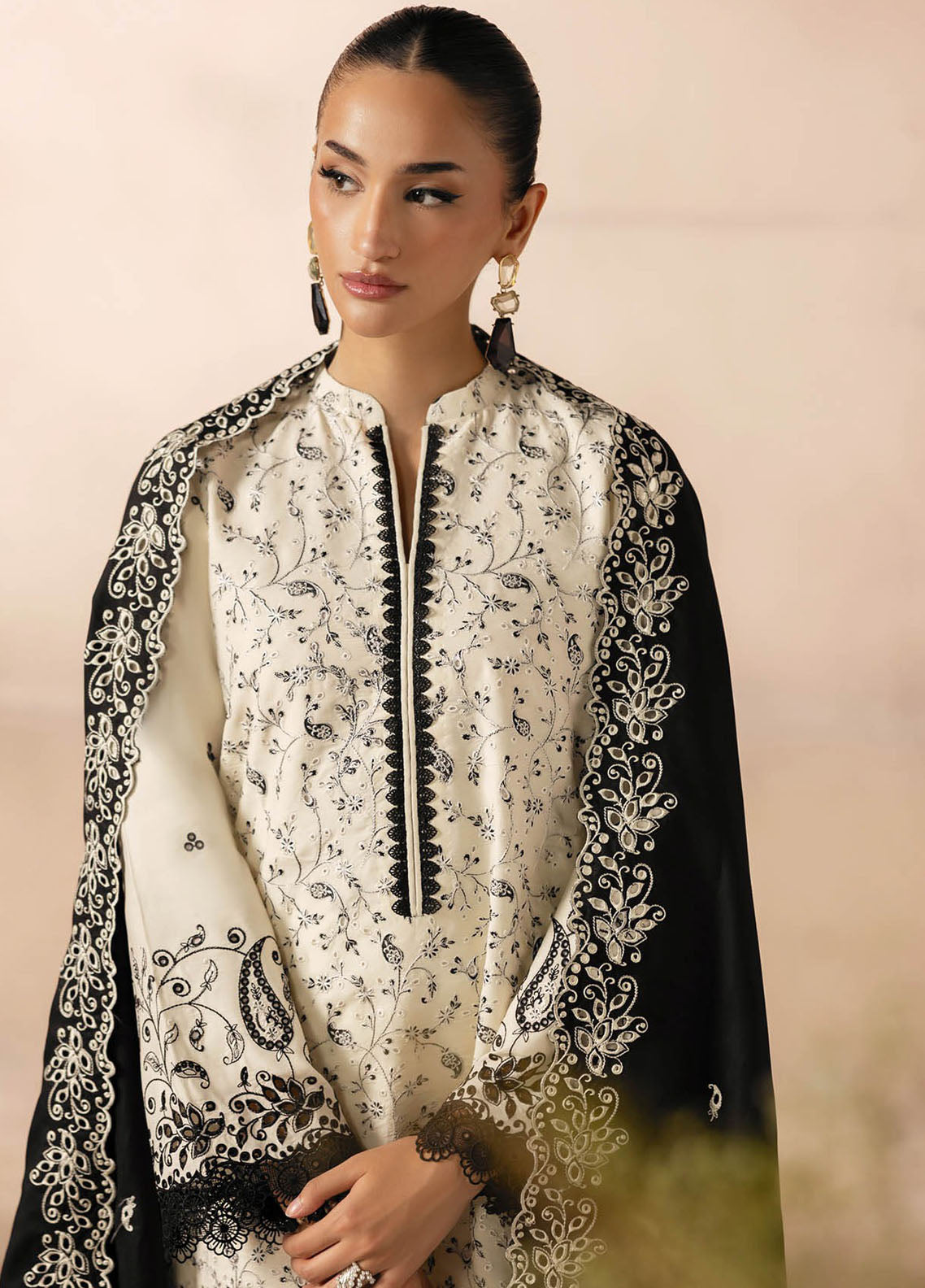 Sareen By Rajbari Premium Chikankari Viscose 3 Piece Unstitched Suit RB25S D-PVC-01 Sareen By Rajbari Premium Chikankari Viscose 3 Piece Unstitched Suit RB25S D-PVC-01